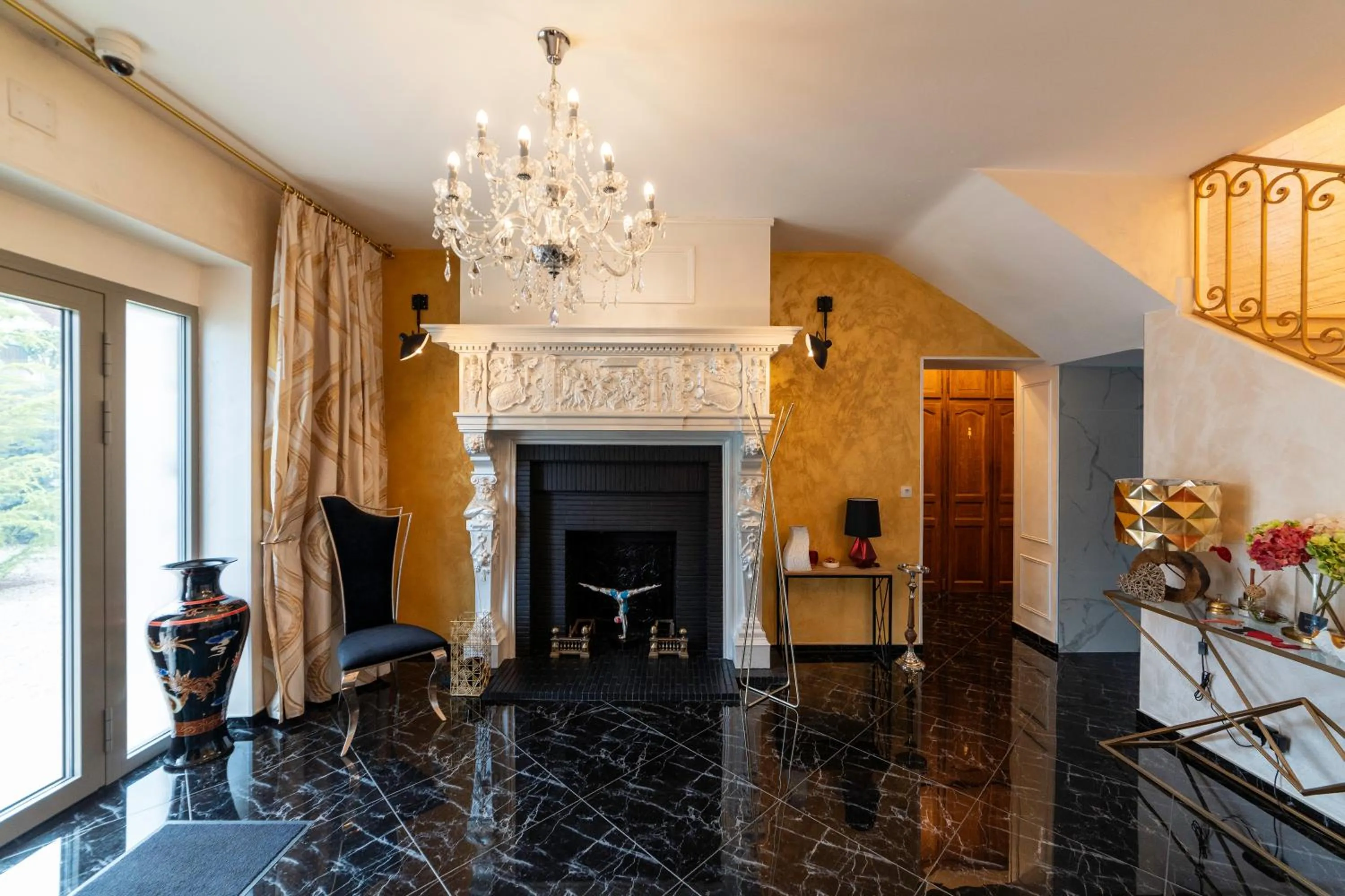 Facade/entrance in Les Étoiles