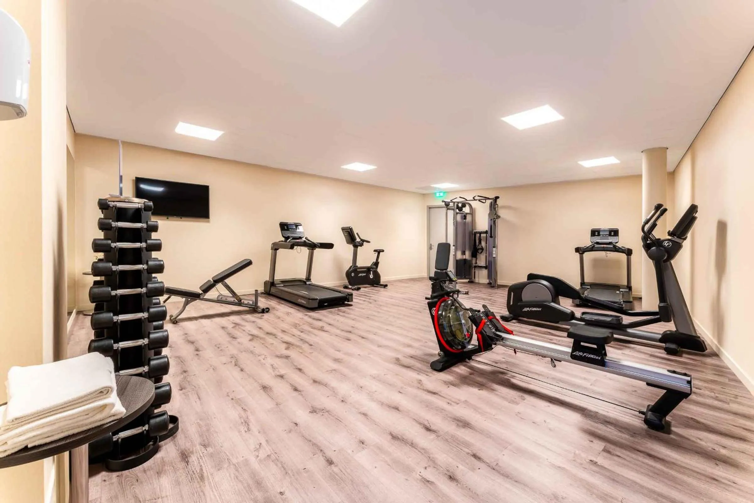 Fitness centre/facilities in PLAZA Premium Den Haag City Center