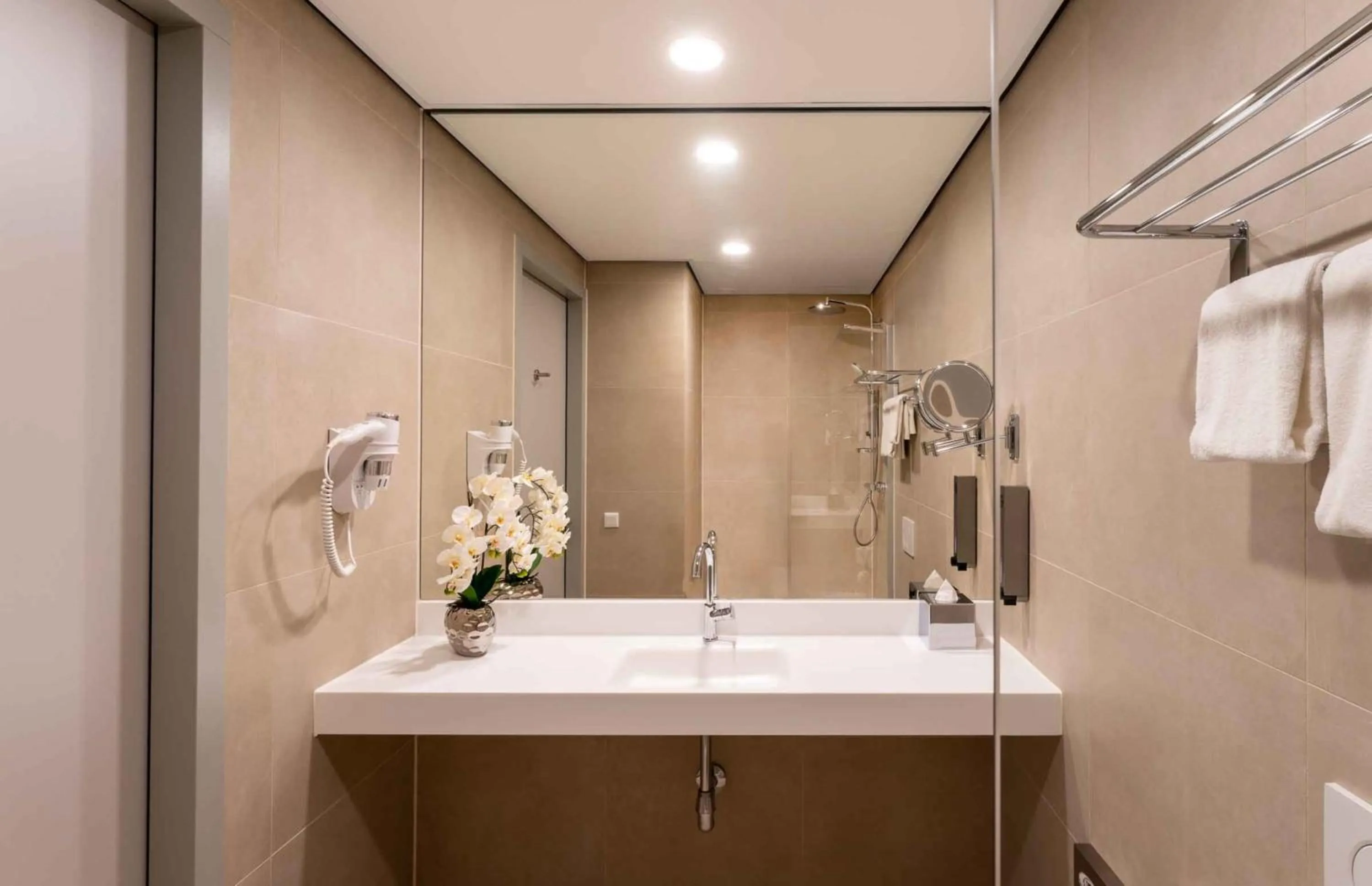 Bathroom in PLAZA Premium Den Haag City Center