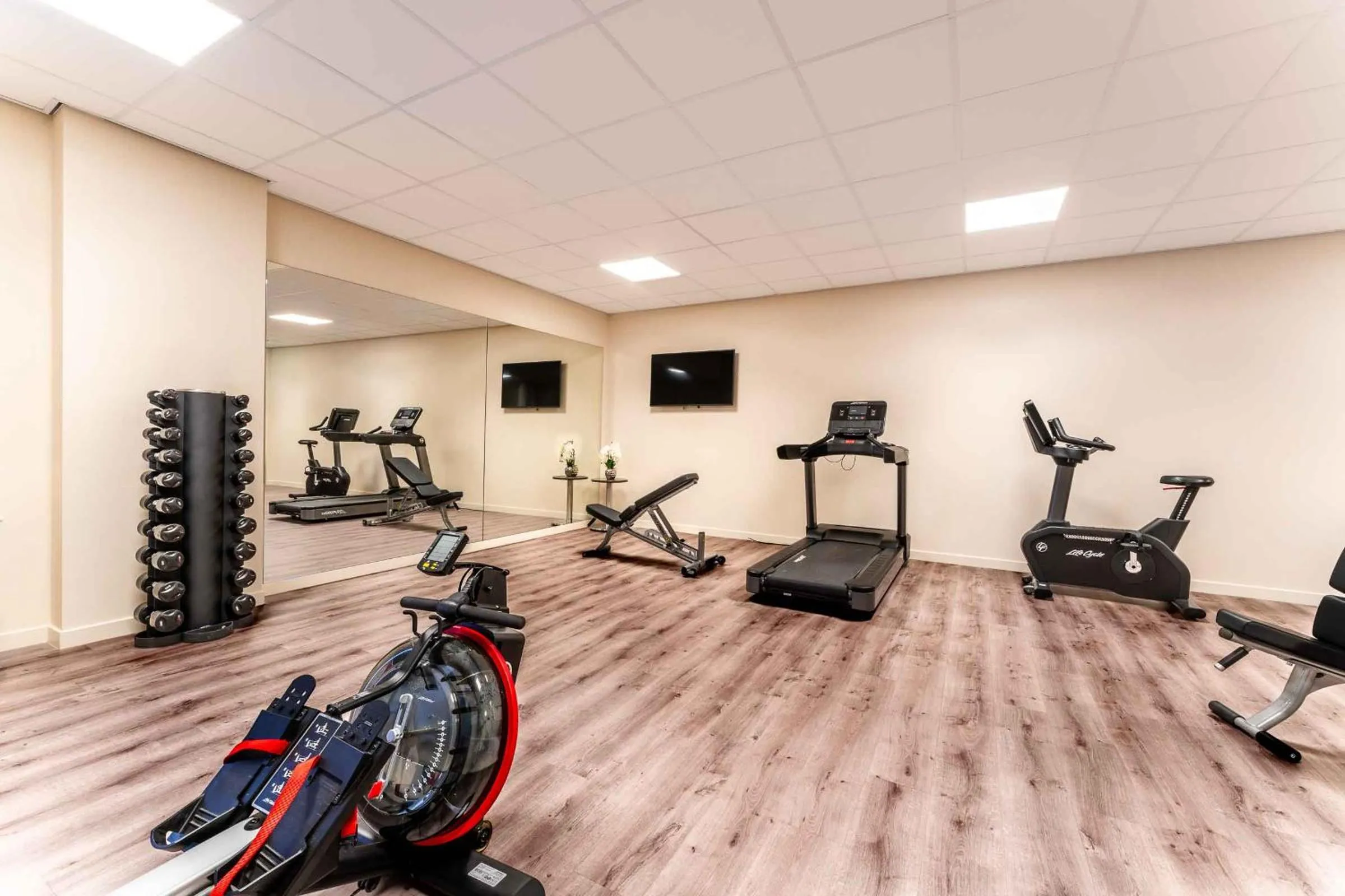 Fitness centre/facilities in PLAZA Premium Den Haag City Center