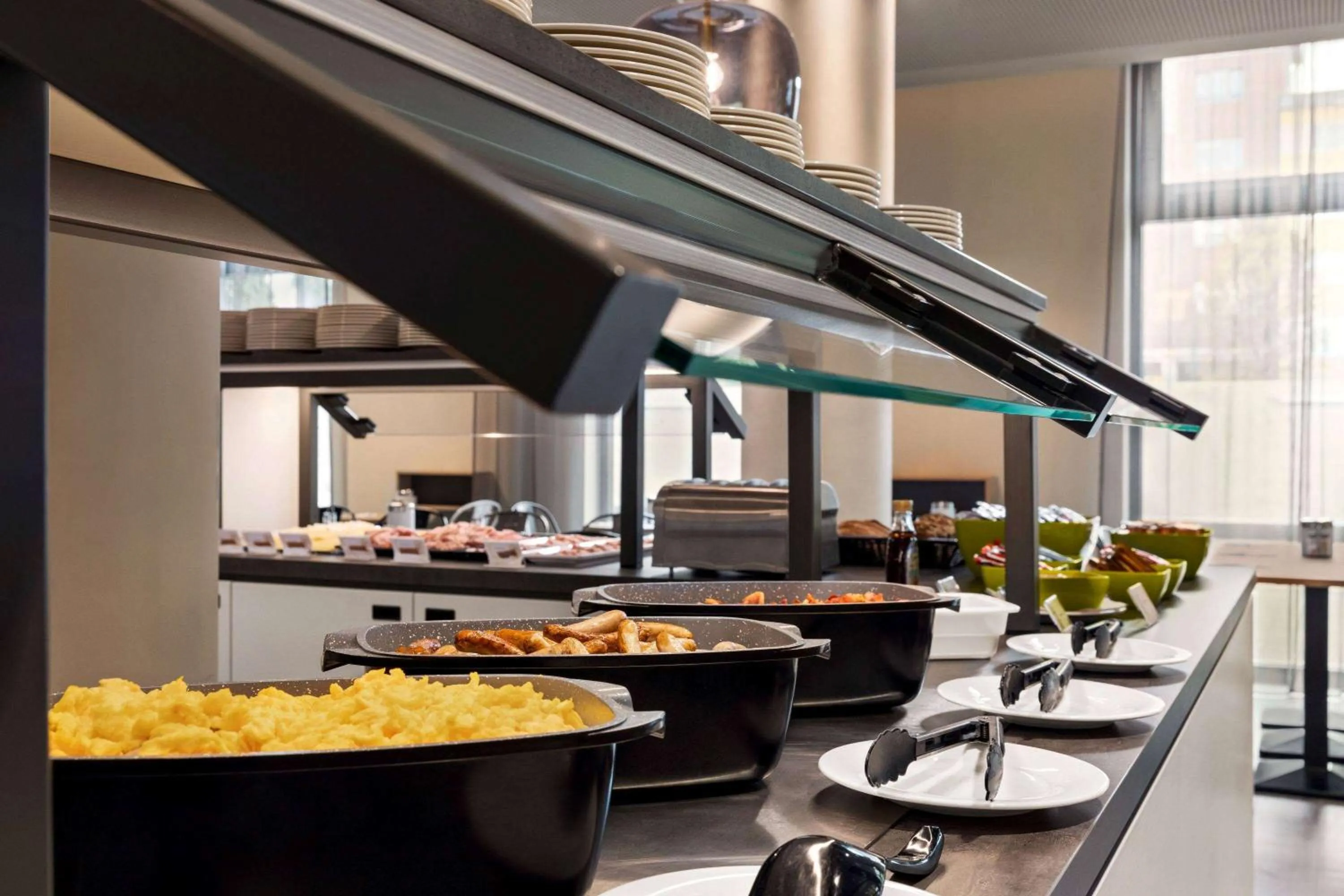 Restaurant/places to eat in Super 8 by Wyndham Hamburg Mitte