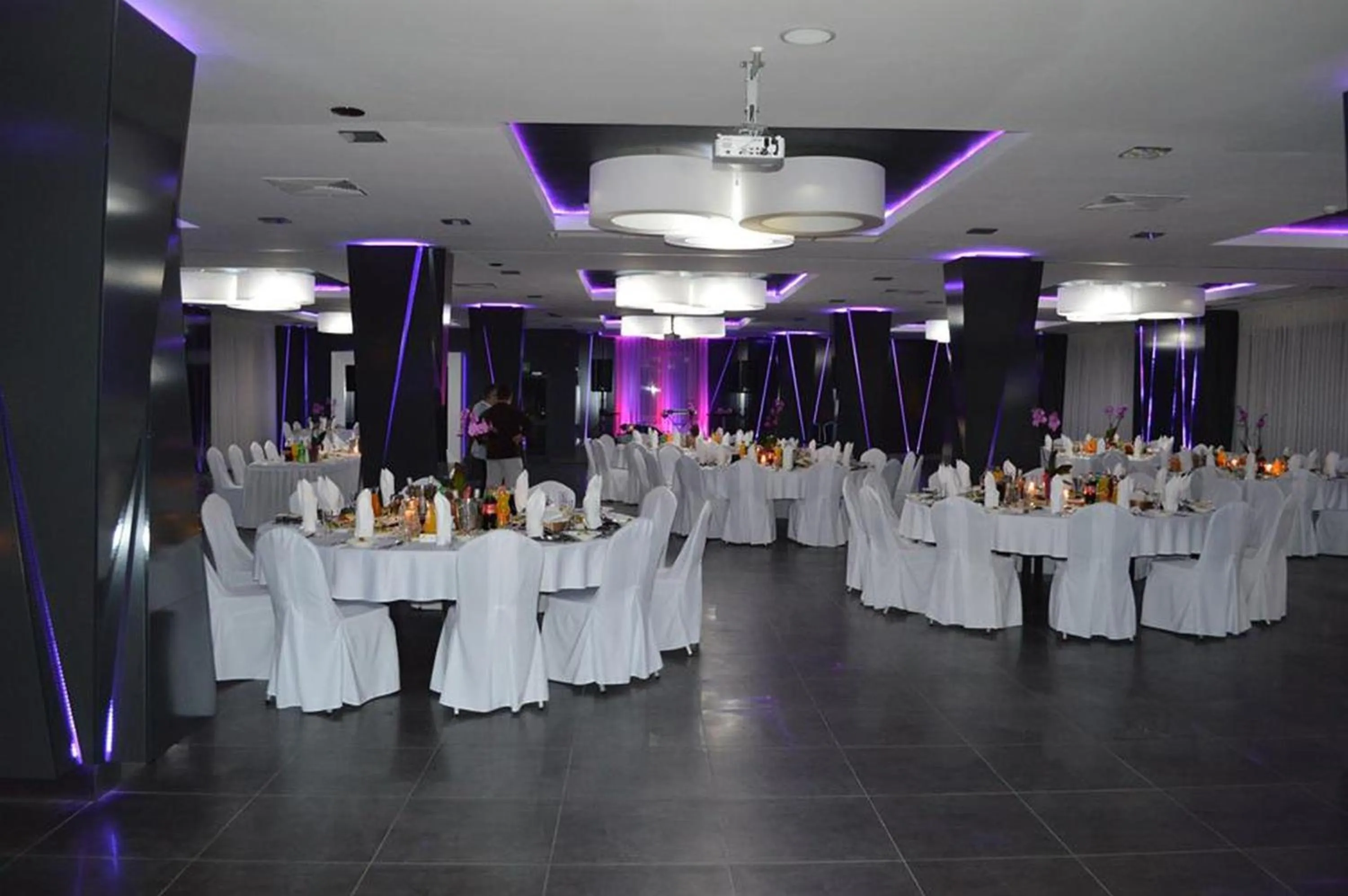 Banquet/Function facilities in Hotel Grafit