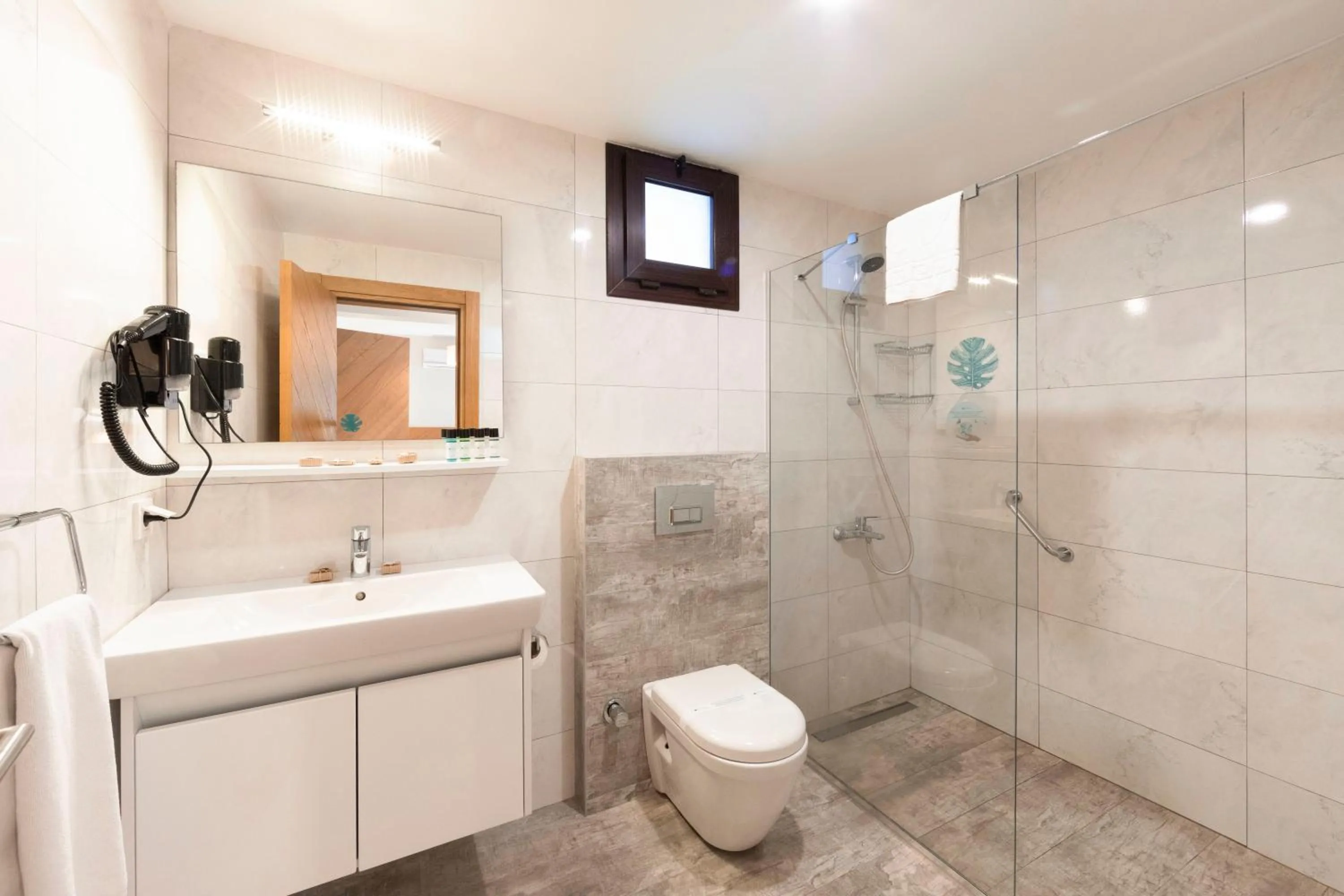 Bathroom in Dorman Suites