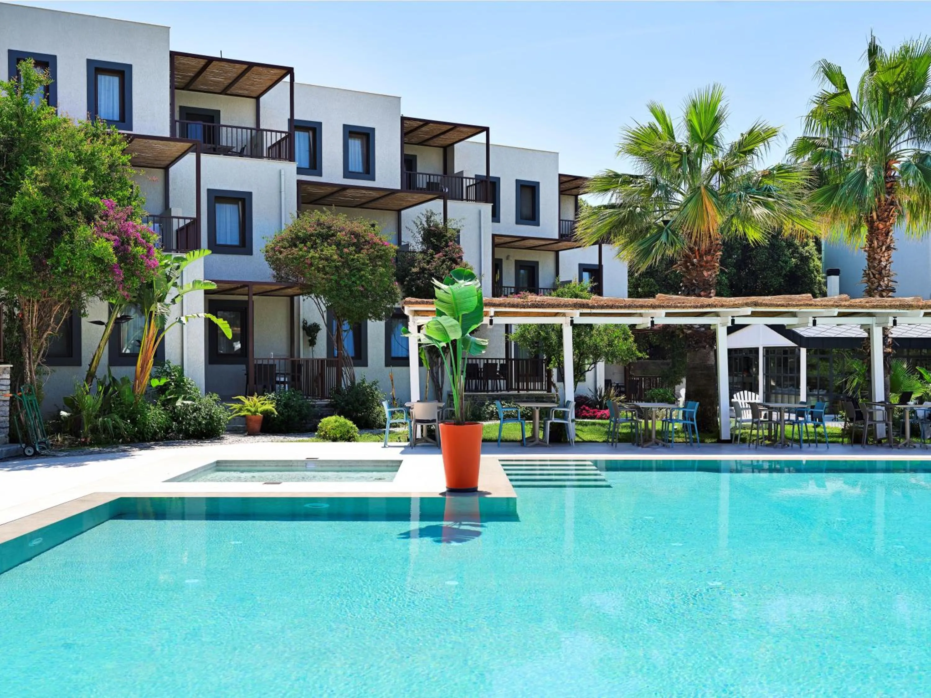 Property building in Dorman Suites