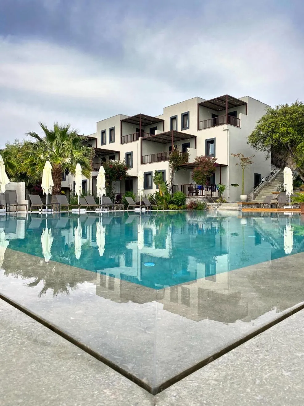 Property building in Dorman Suites