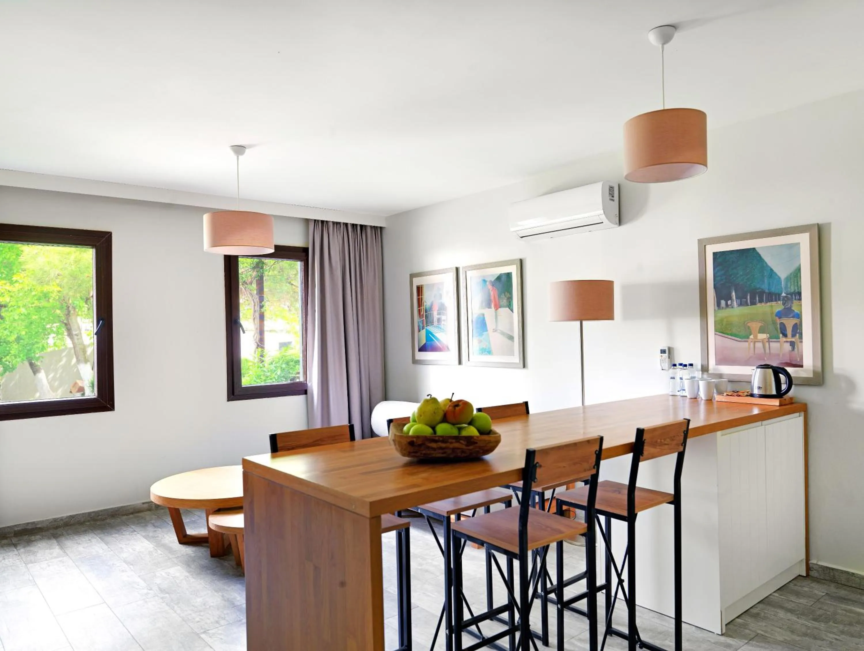 Living room in Dorman Suites