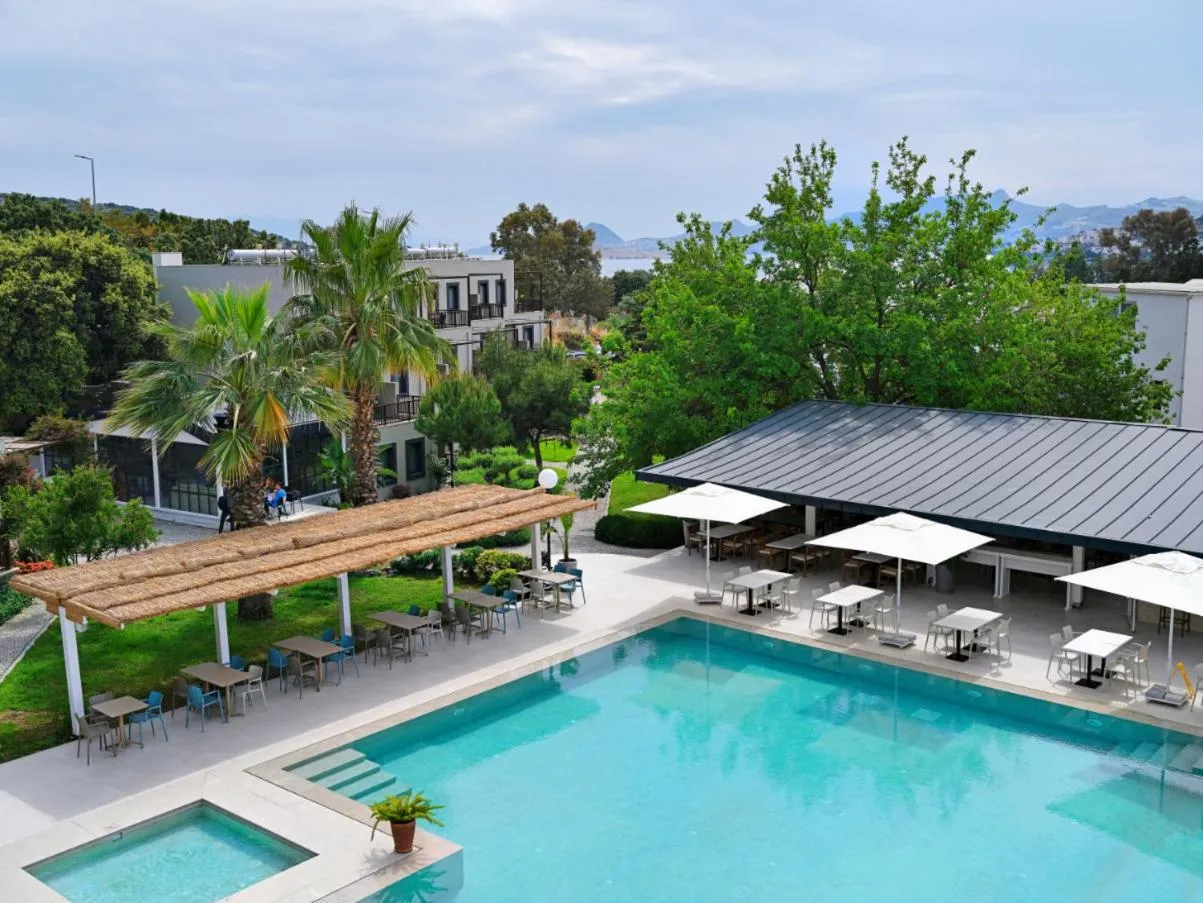 Pool view in Dorman Suites
