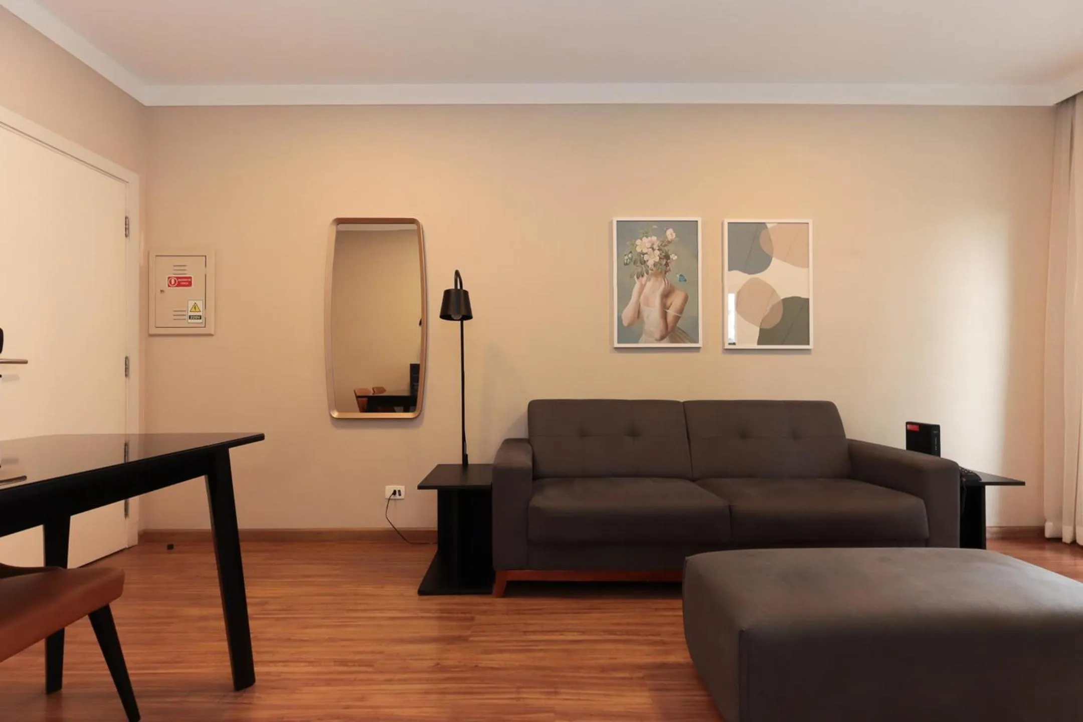 Living room in H4 Hotel Opera Jardins