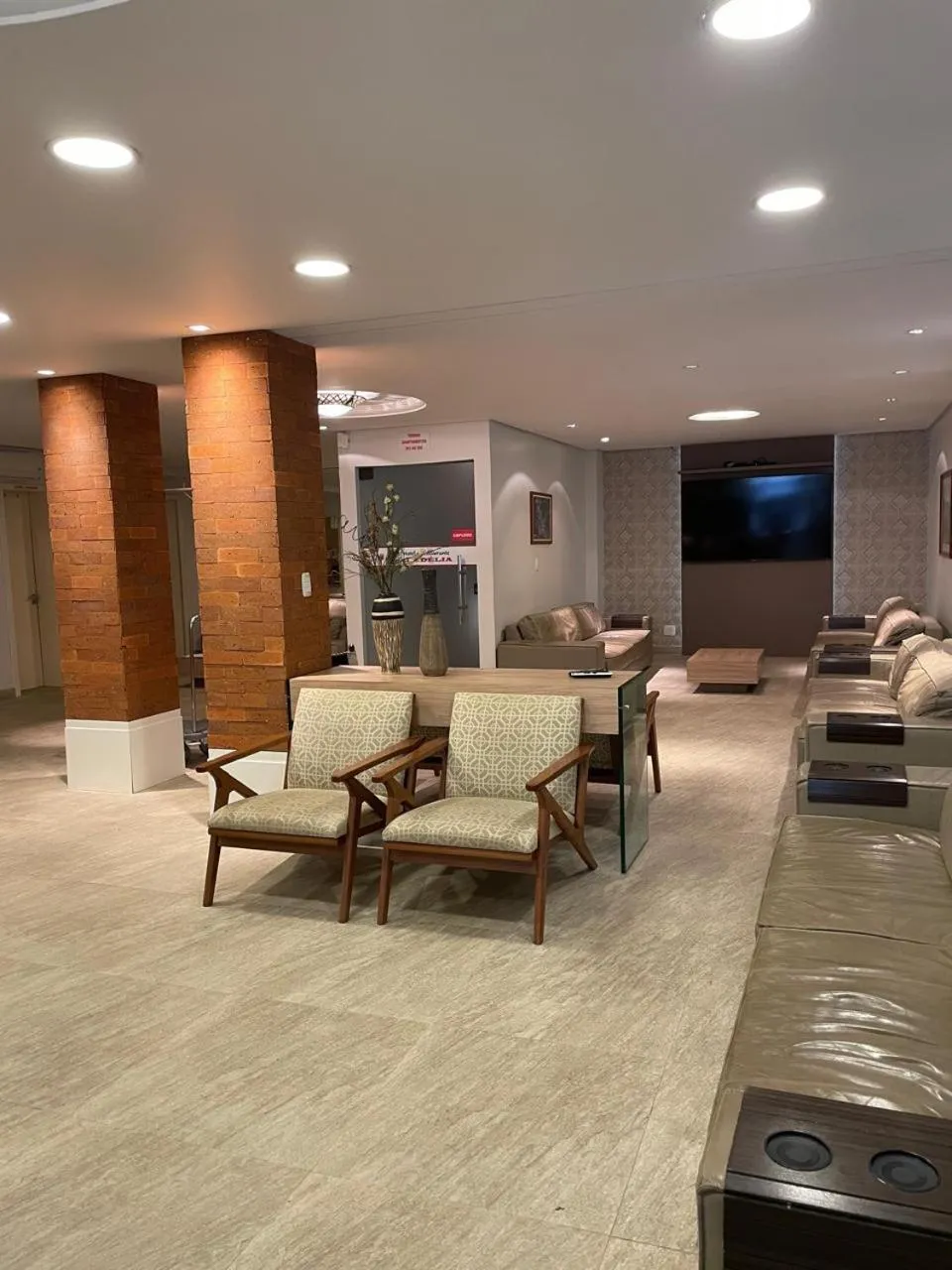 Lobby or reception in Dona Adelia Hotel e Restaurante