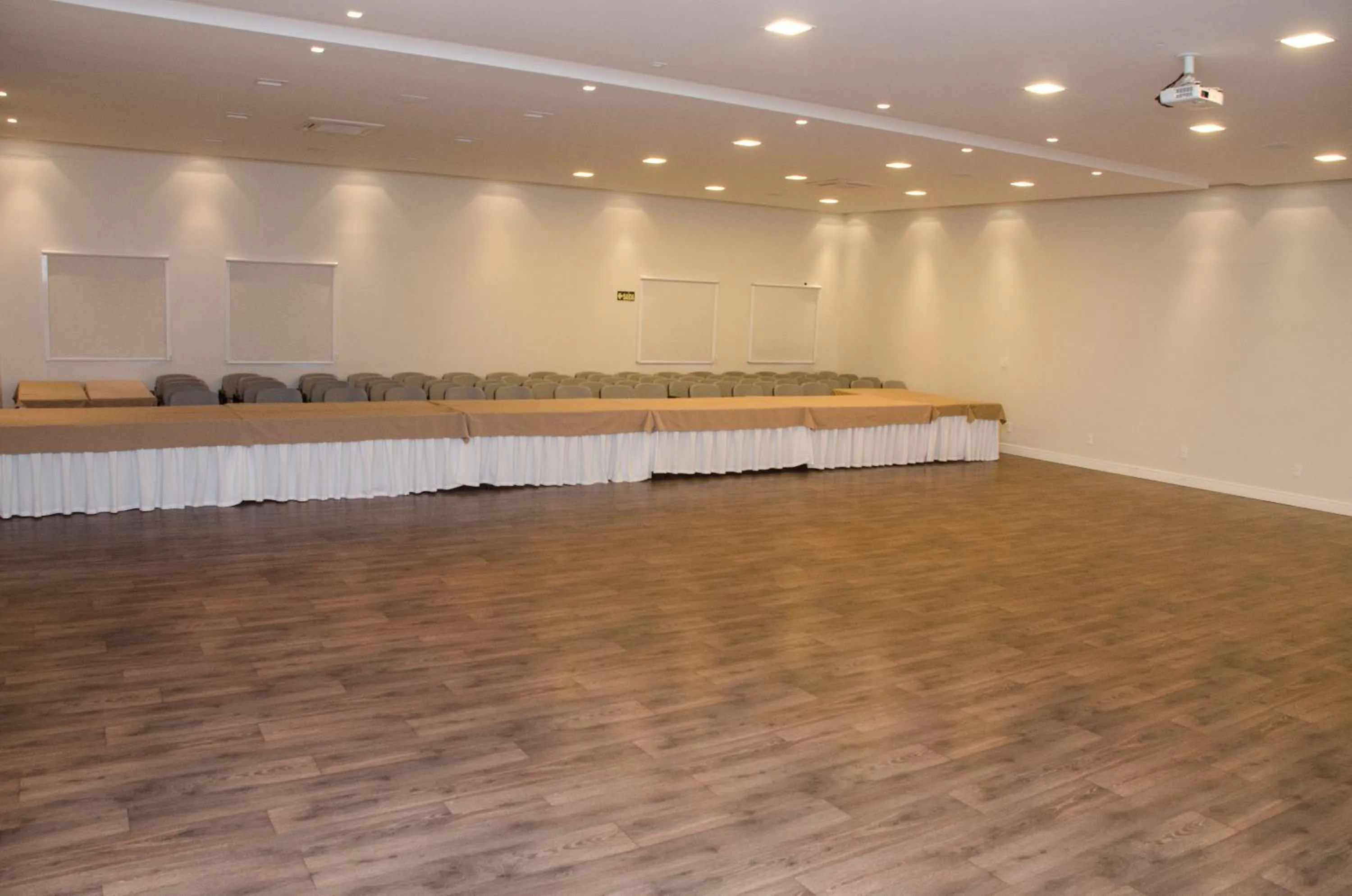 Meeting/conference room in Dona Adelia Hotel e Restaurante