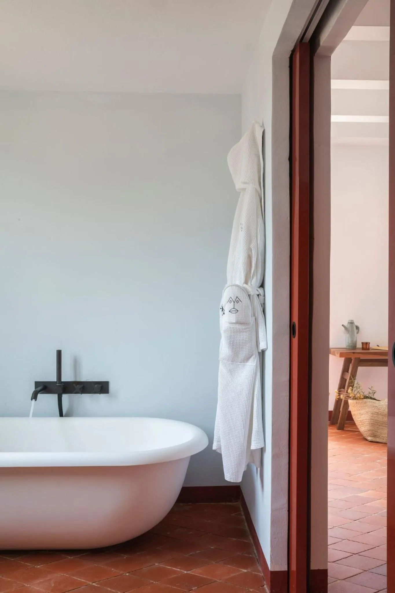 Bathroom, Bed in Menorca Experimental