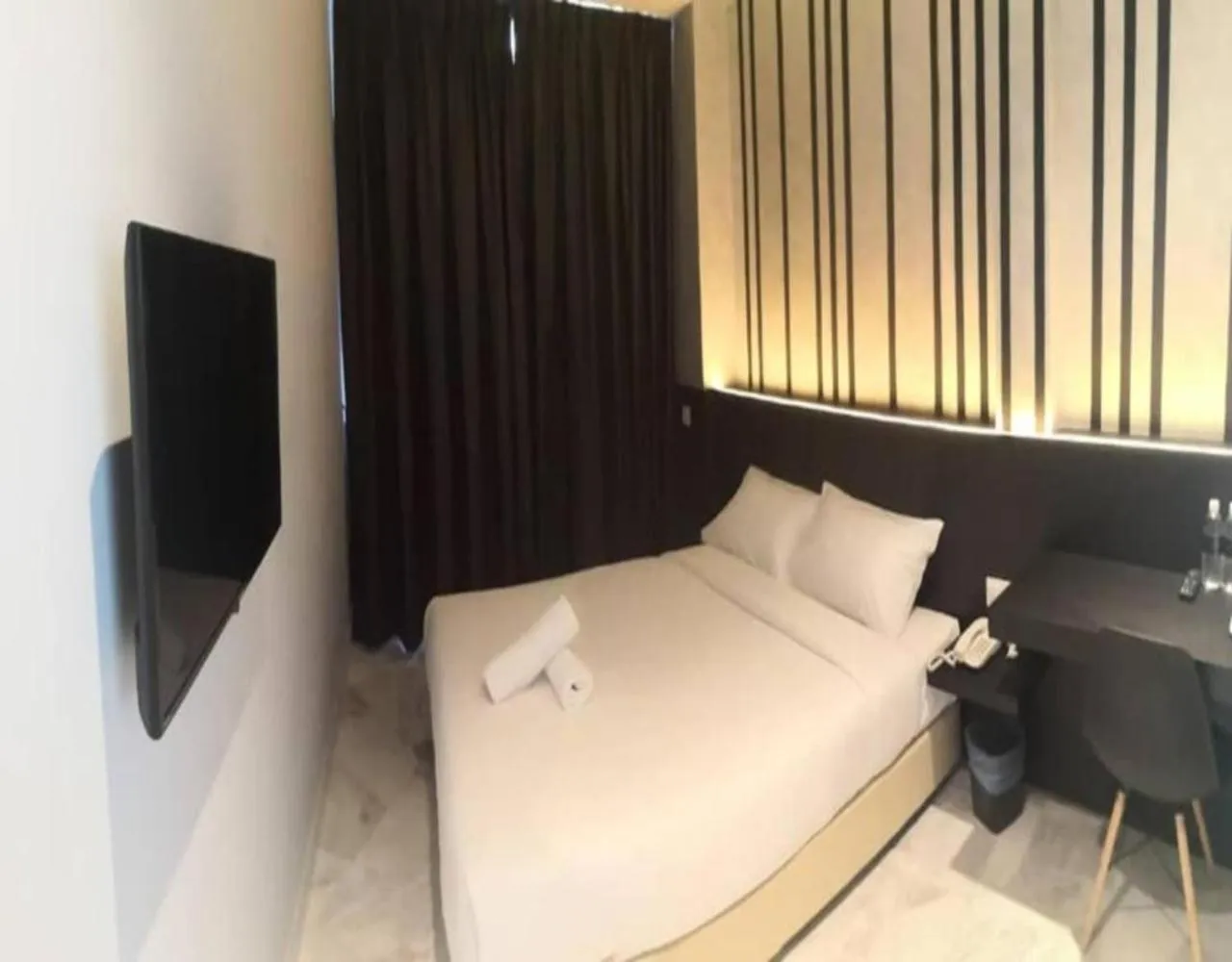 Bedroom, Bed in Suite Dreamz Hotel Banting