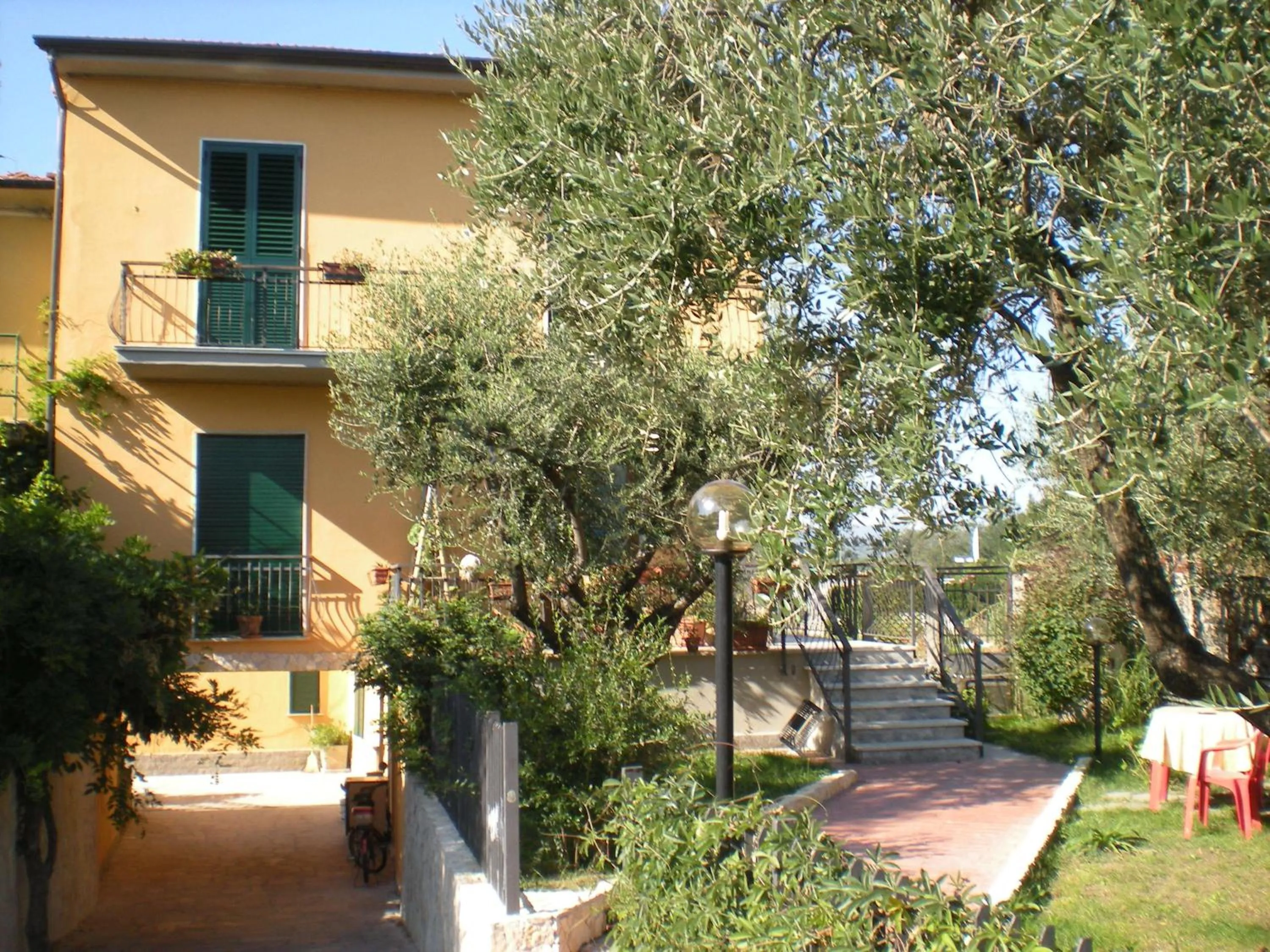 Facade/entrance in B&B Al Calcandola