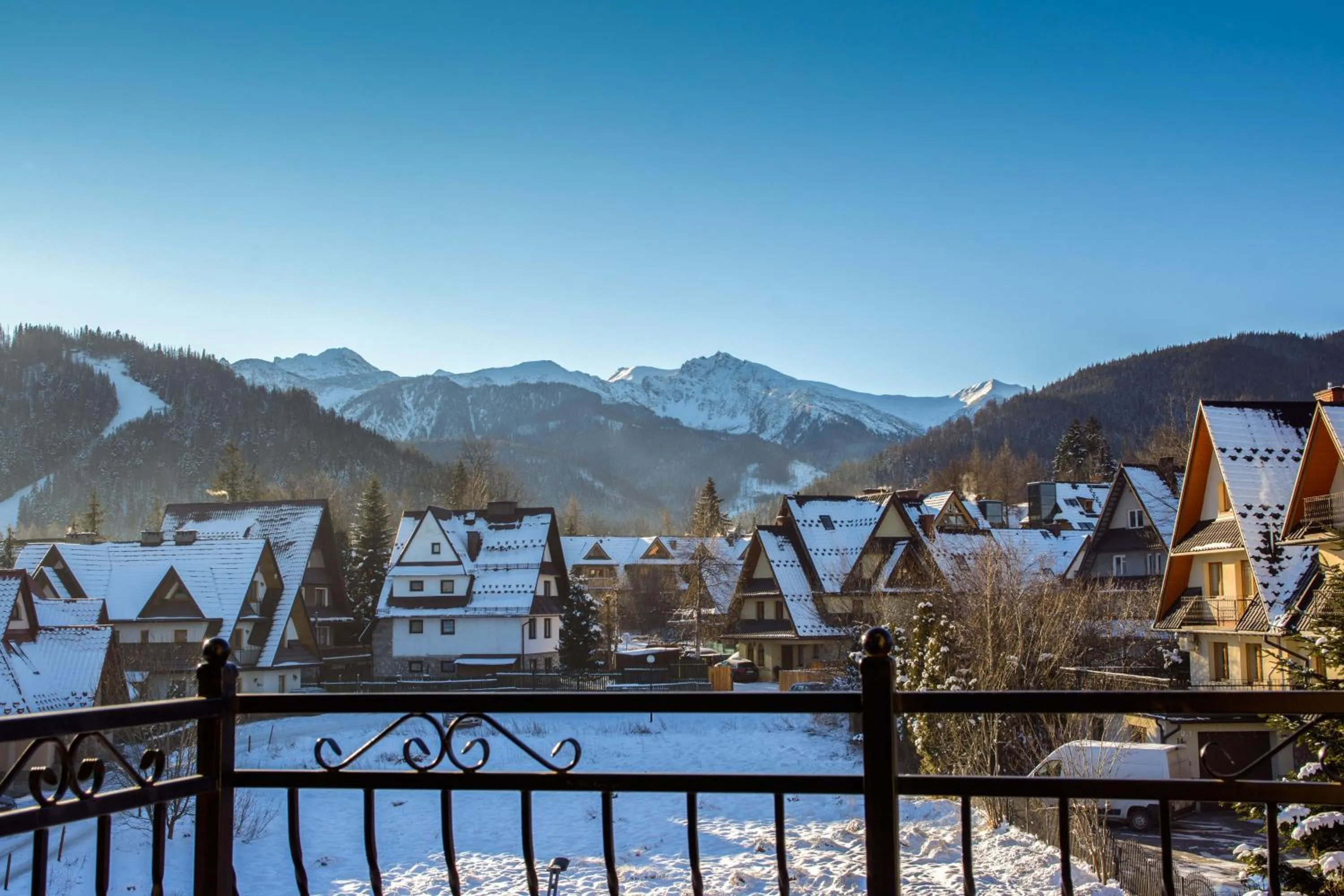 Villa Broniewskiego - Zakopane Apartamenty Pokoje