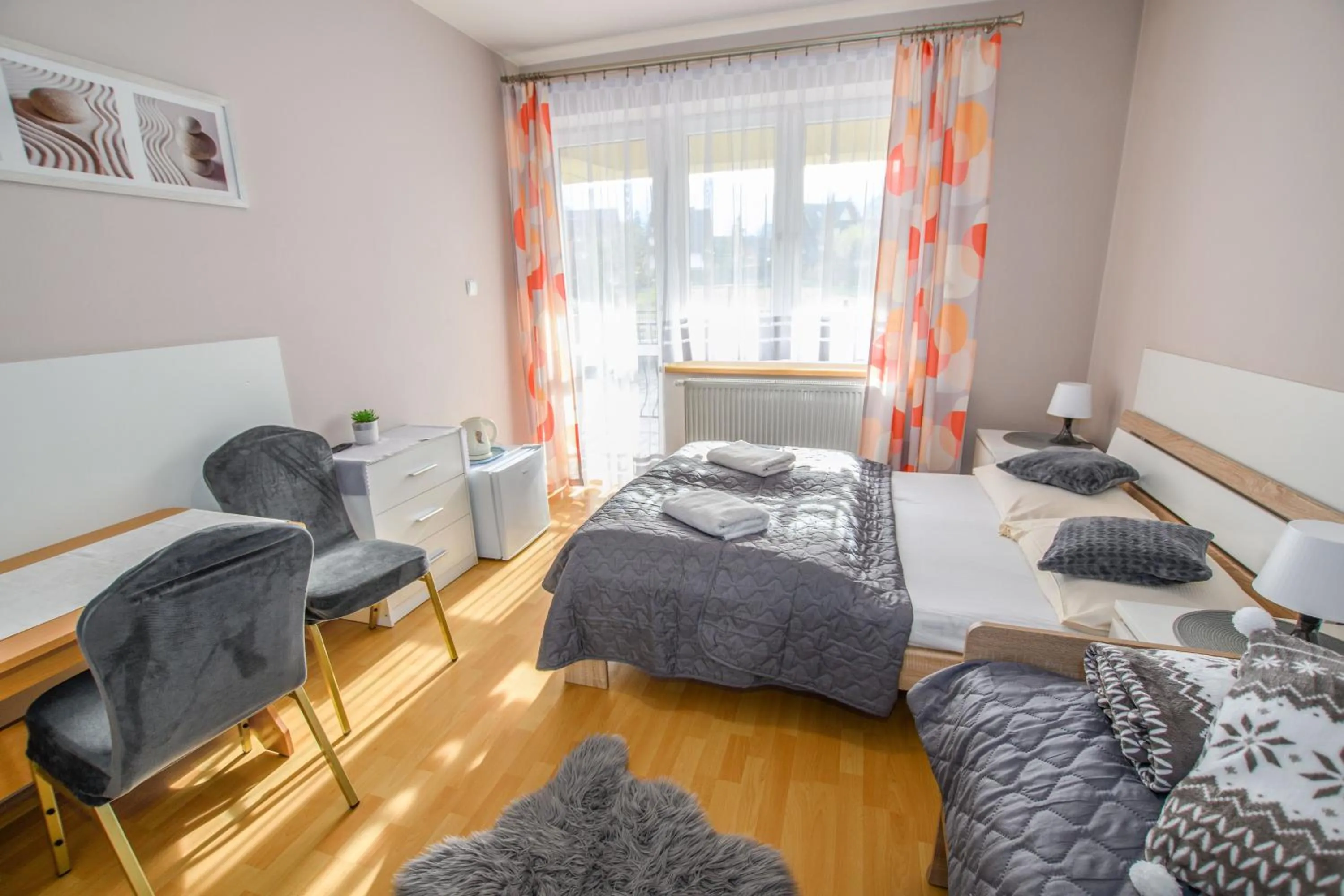 Bed in Villa Broniewskiego - Zakopane Apartamenty Pokoje