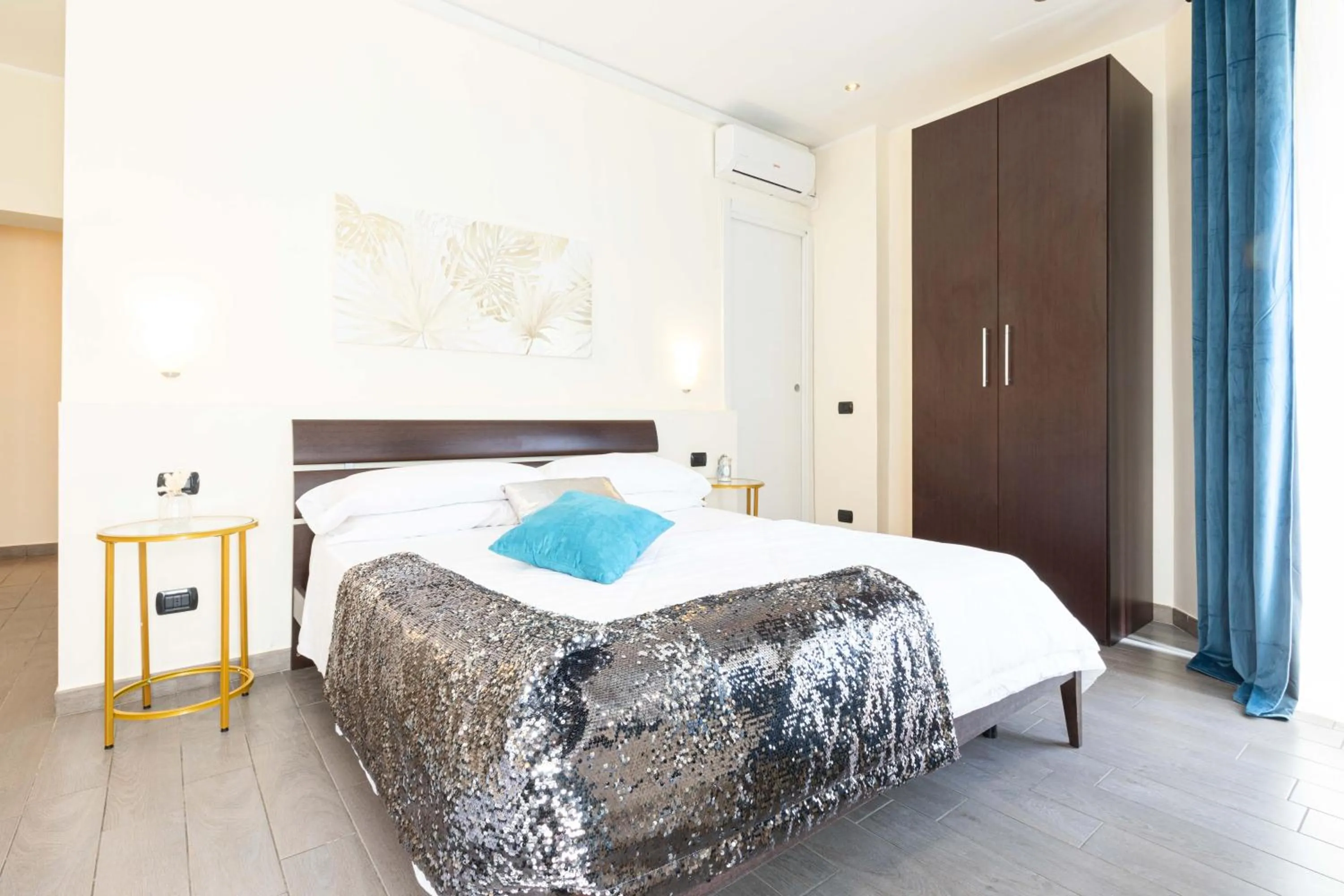 Bed in Cesar Vatican Rooms