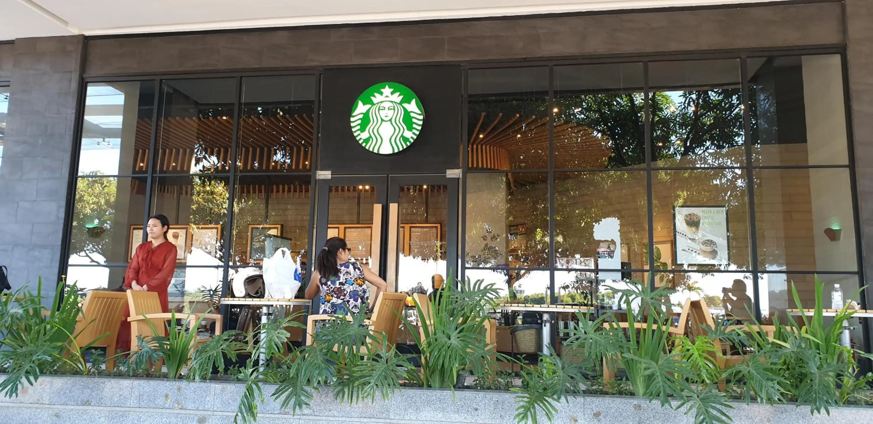 Mactan Newtown with Sun Set and Garden View