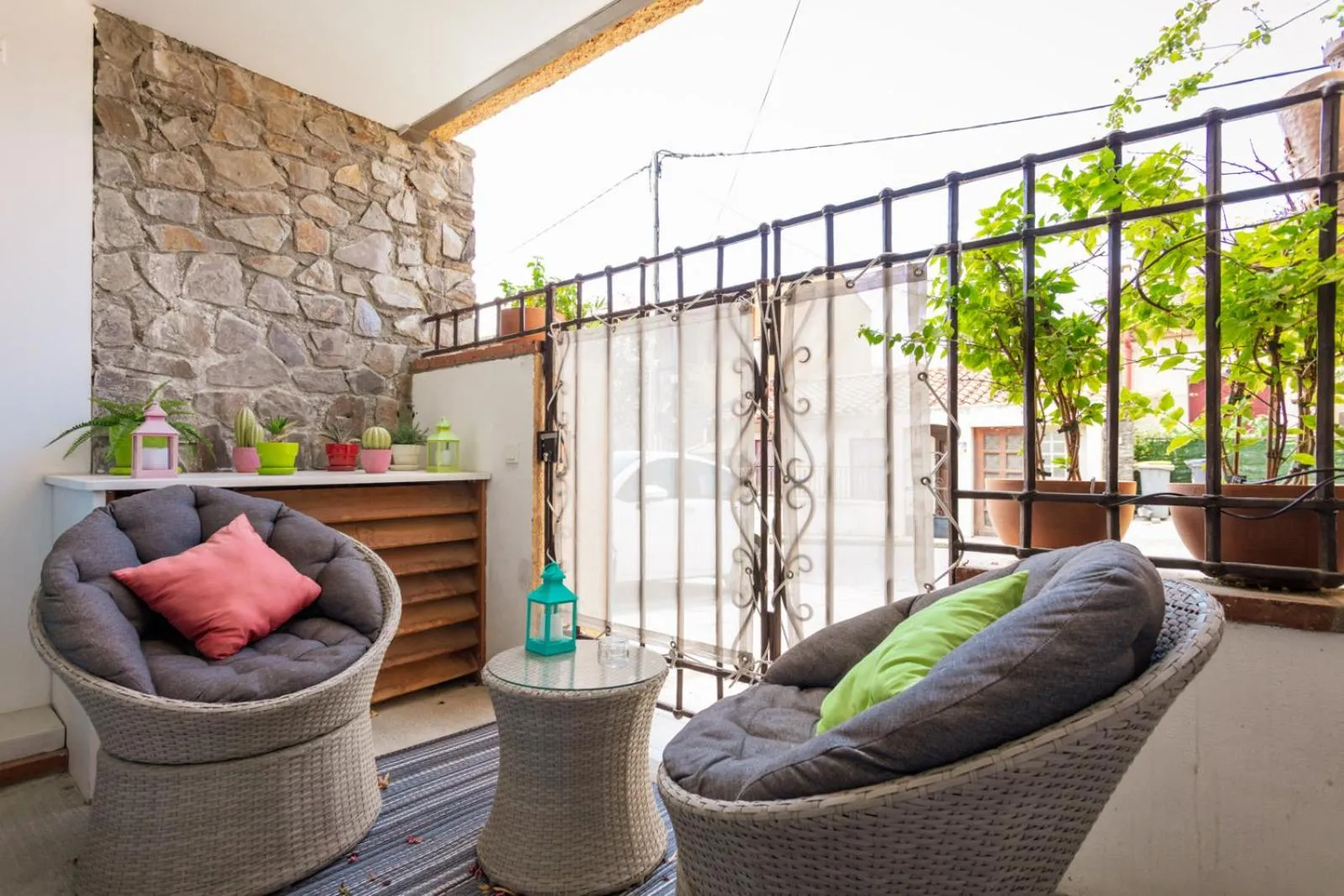 Double or Twin Room with Terrace - single occupancy - Disability Access in Hôtel & Spa Le Madeloc - Collioure Centre