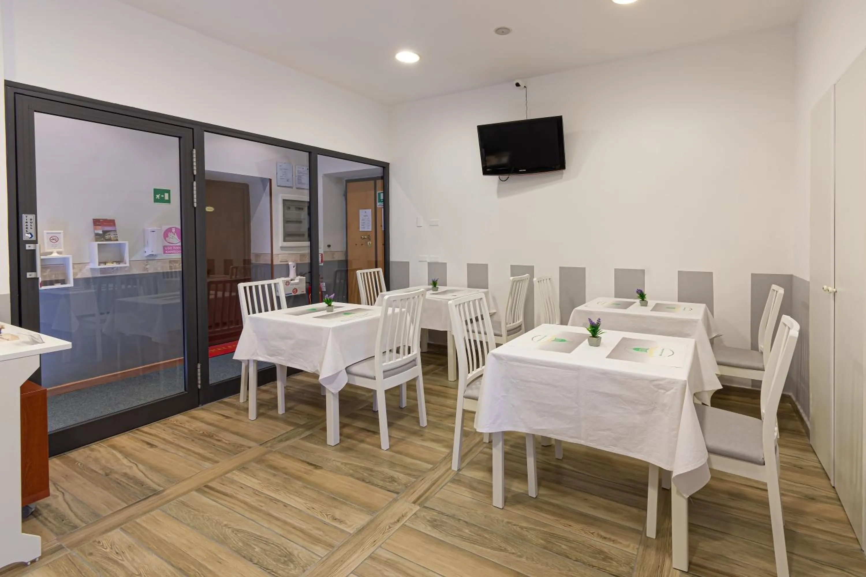 Continental breakfast in B&B A Picture of Rome