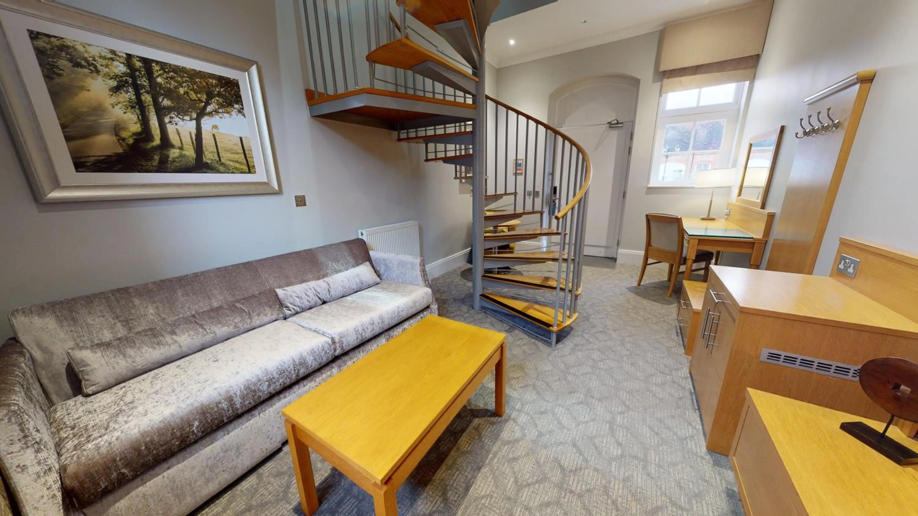 Living room in Oakley Hall Hotel