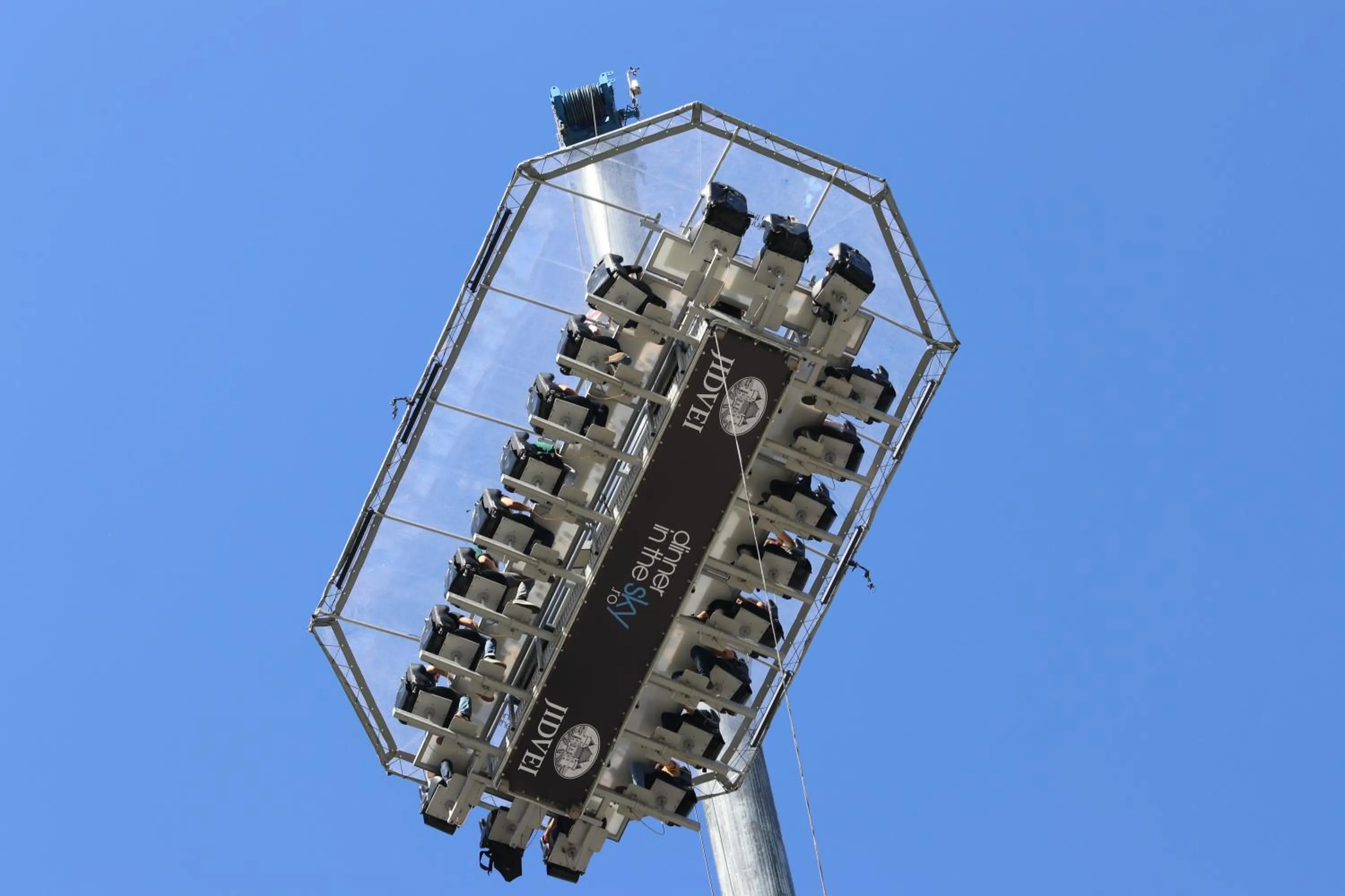 Entertainment in Complex Silva