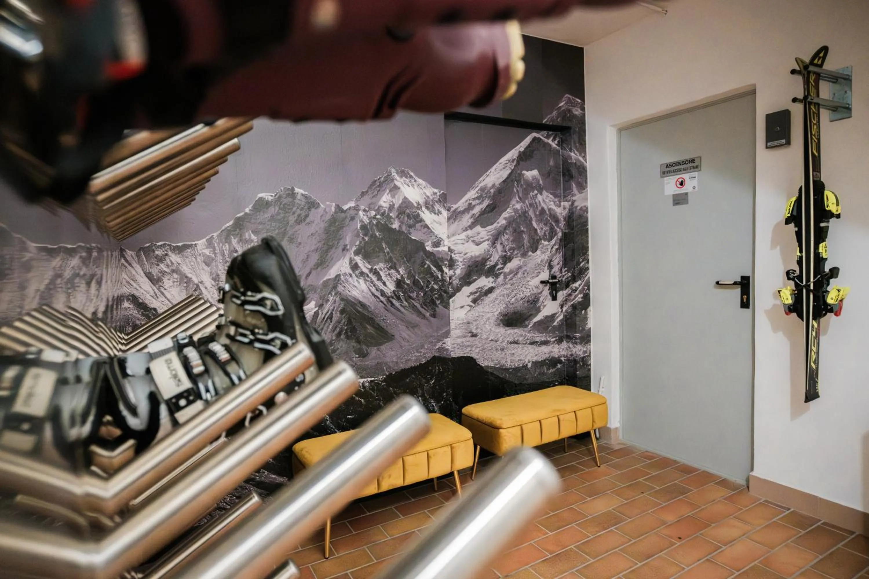 Skiing in Residence Al Caminetto