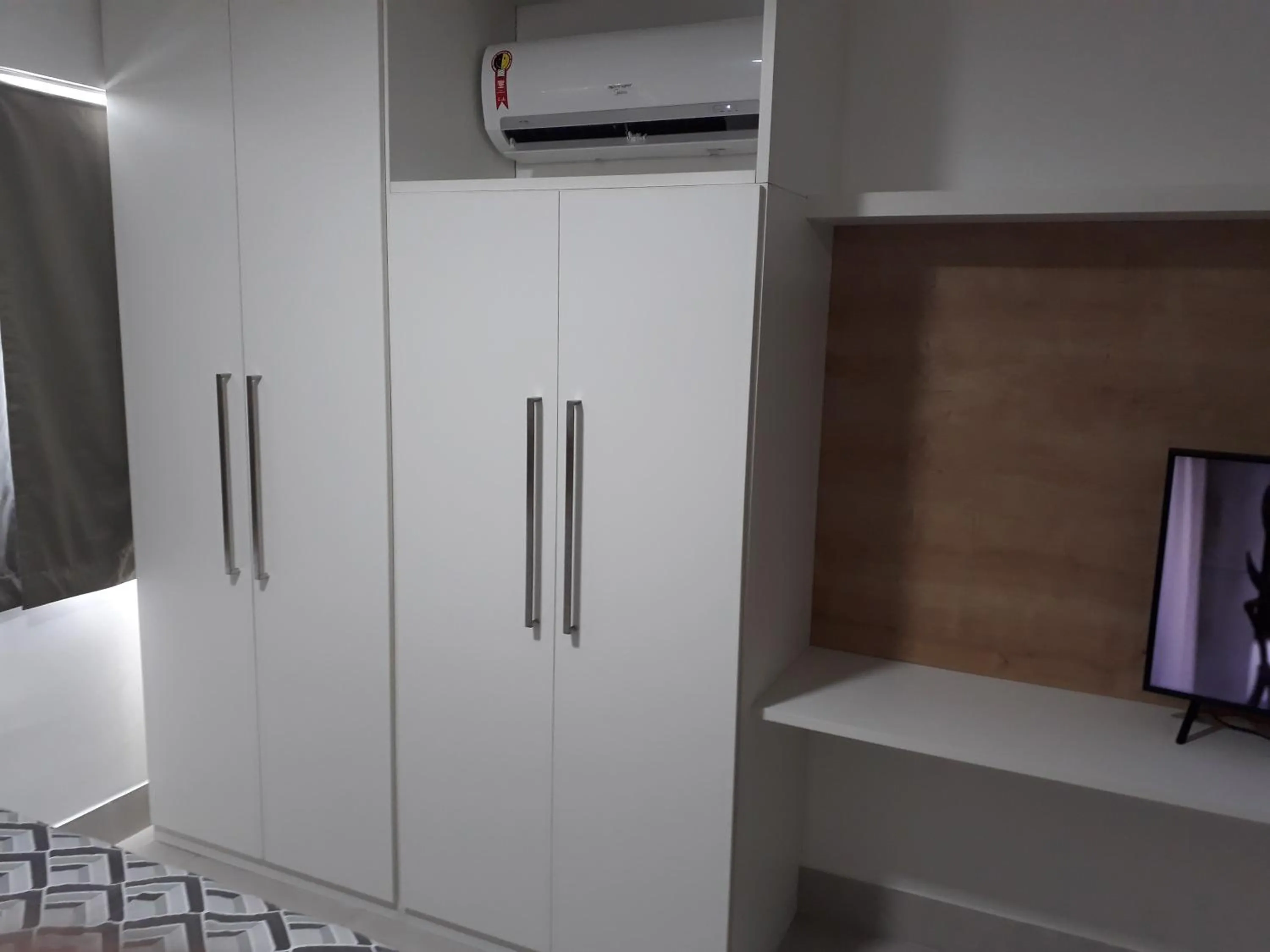 Communal lounge/ TV room in Beach Class Ilha do Leite