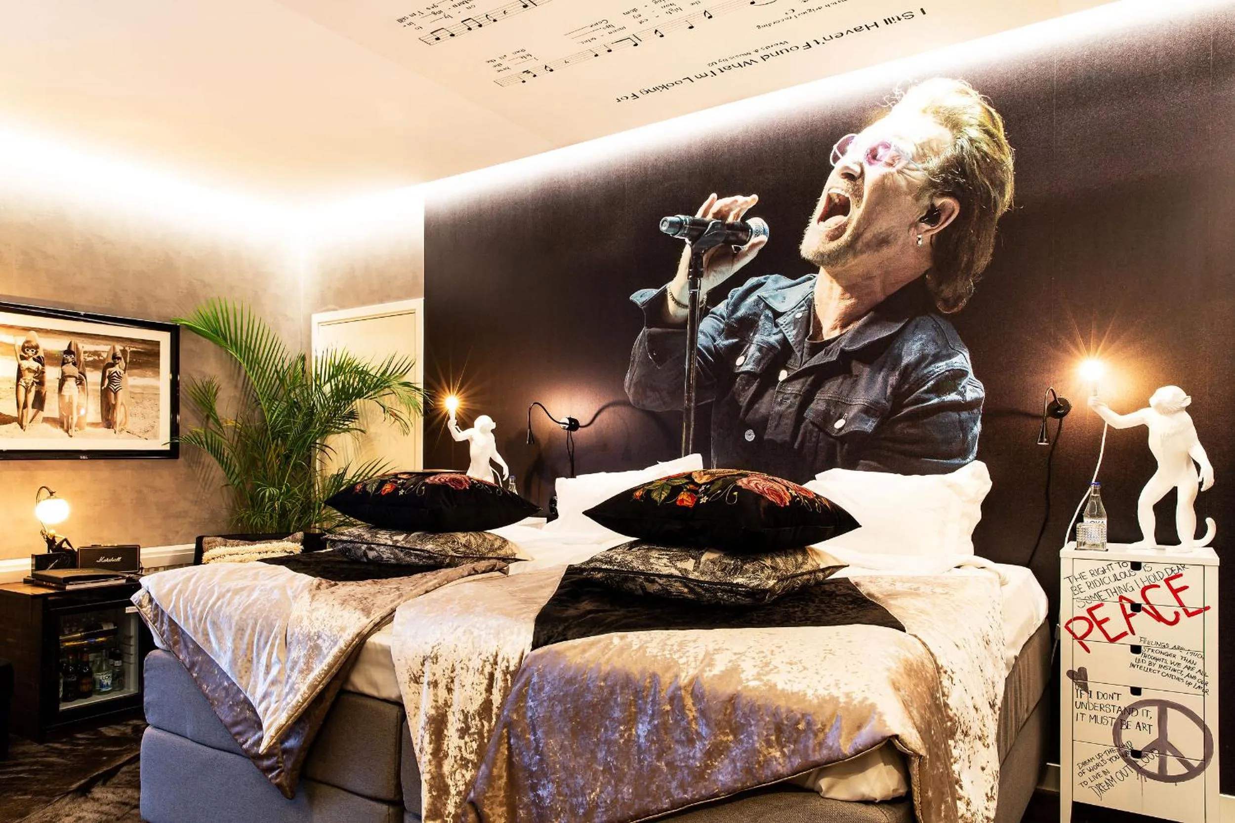 Coffee/tea facilities, Bed in Bomans Hotell i Trosa