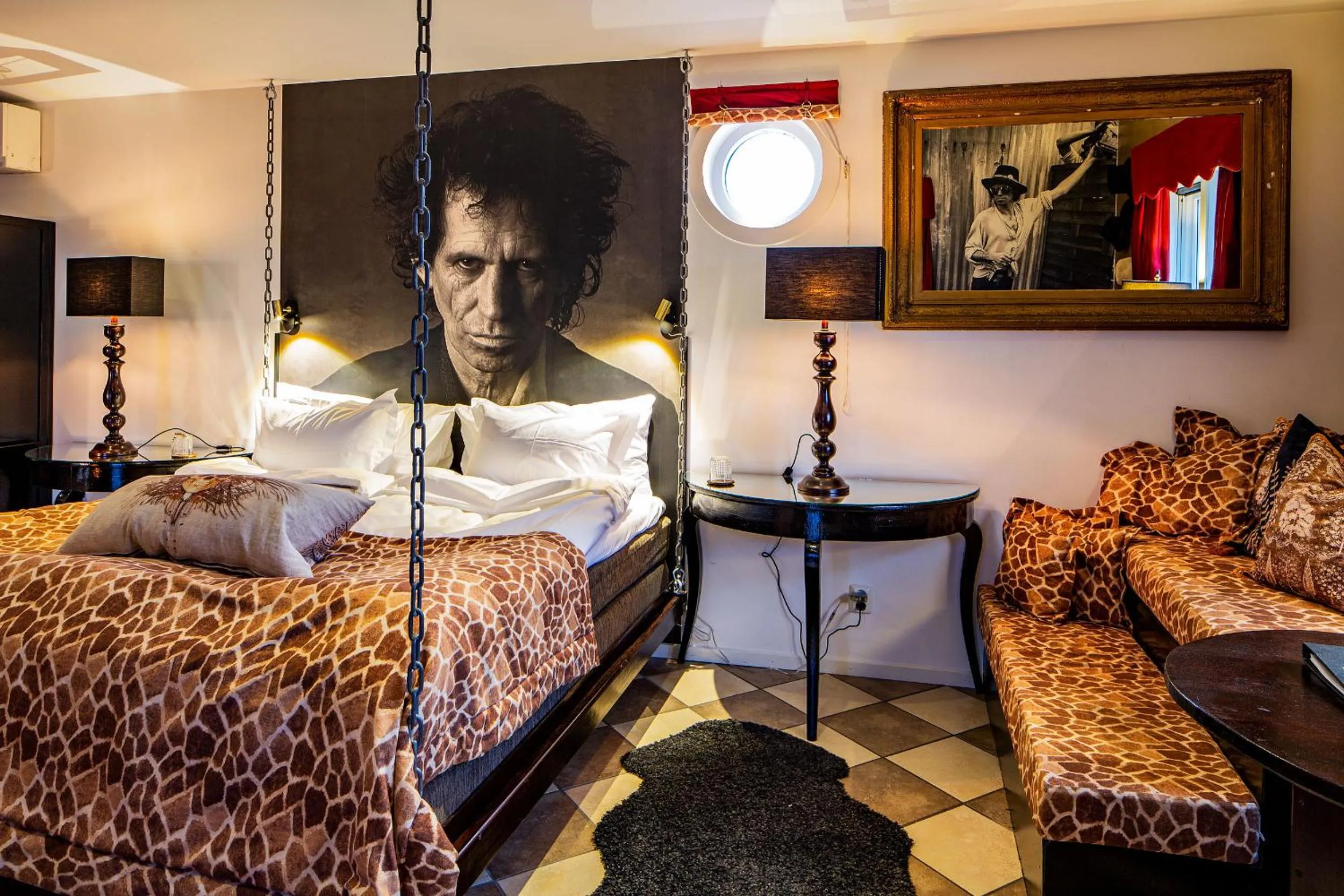 Coffee/tea facilities, Bed in Bomans Hotell i Trosa