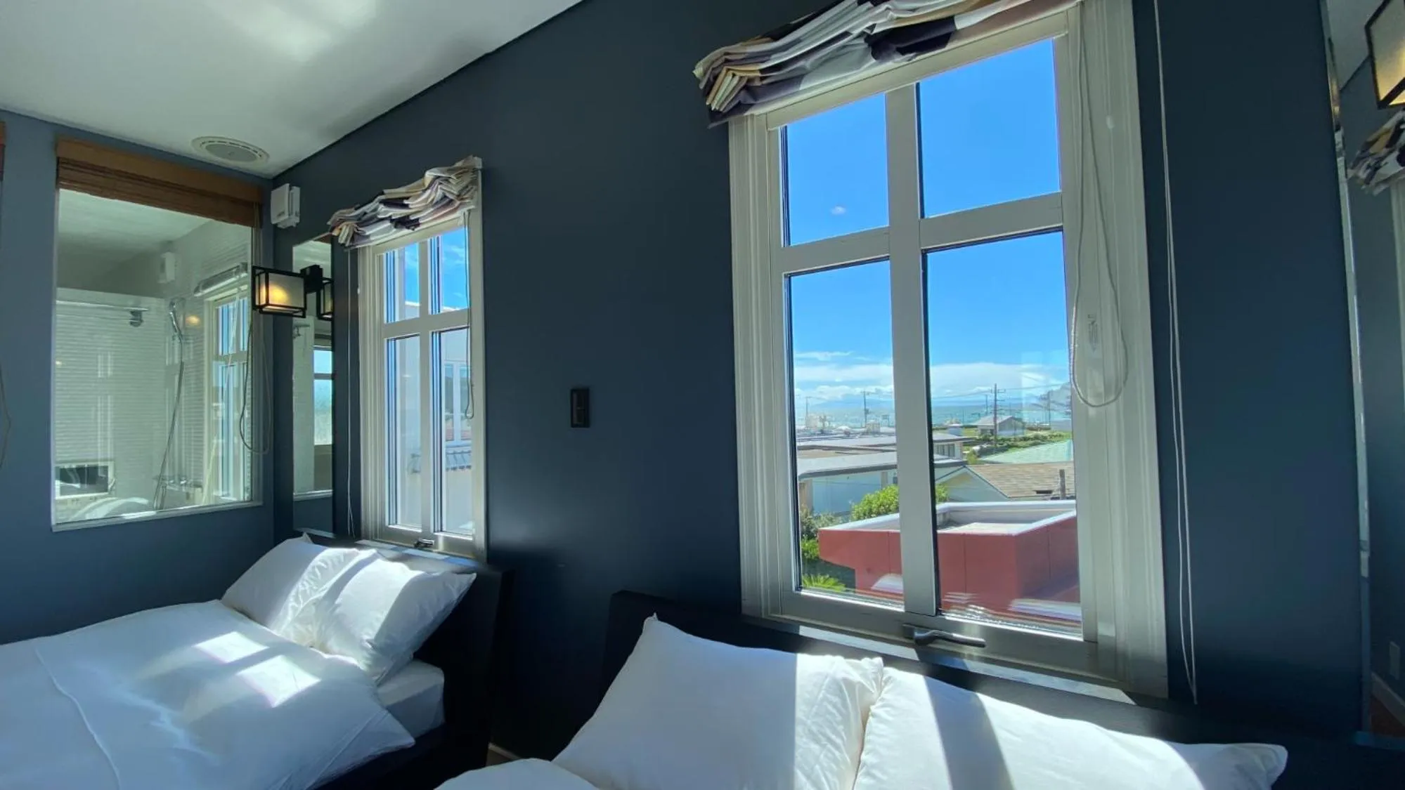 Bed in Tabinoteitaku Kamakura Yuigahama -Homann Concept-