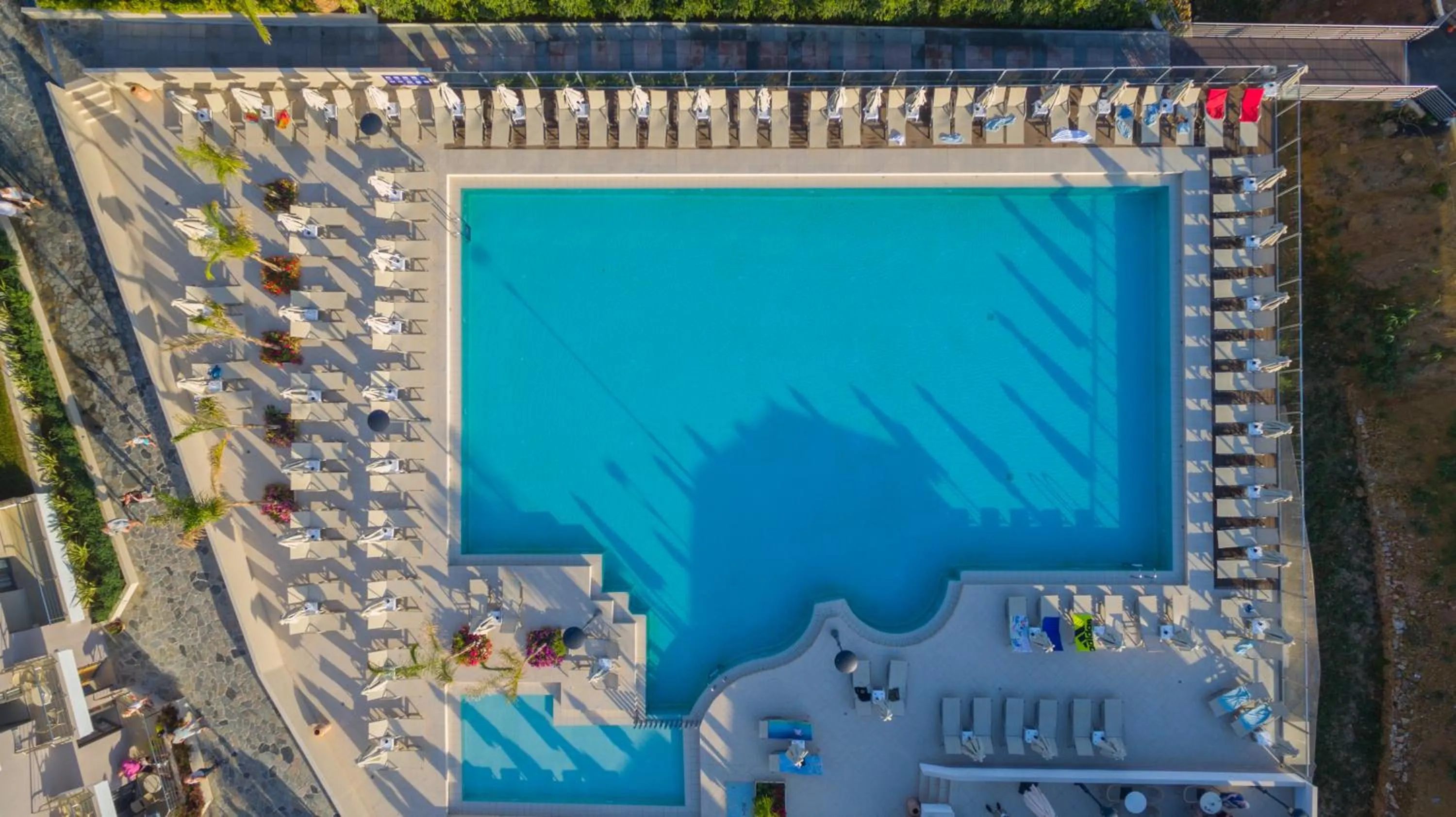 Swimming pool in Porto Platanias Village Resort