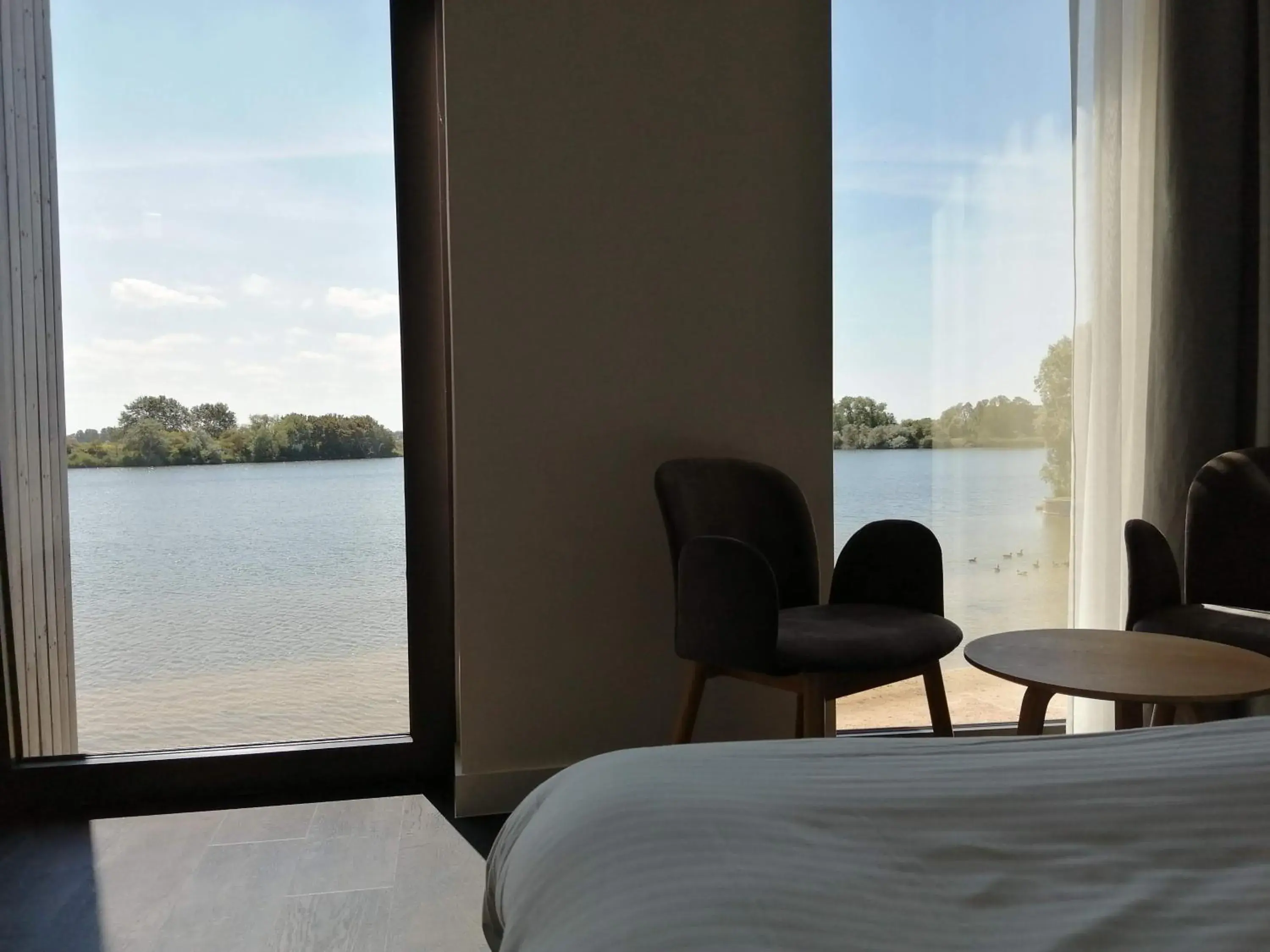 Twin Room with Lake View - single occupancy in Domein Polderwind Twin Room with Lake View - single occupancy in Domein Polderwind