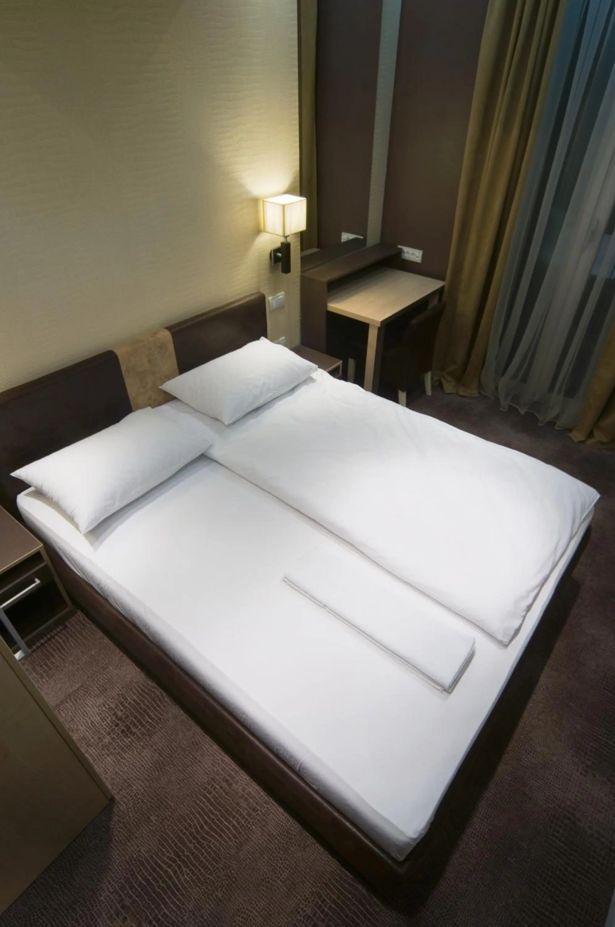 Bedroom, Bed in Hotel Ženeva Lux