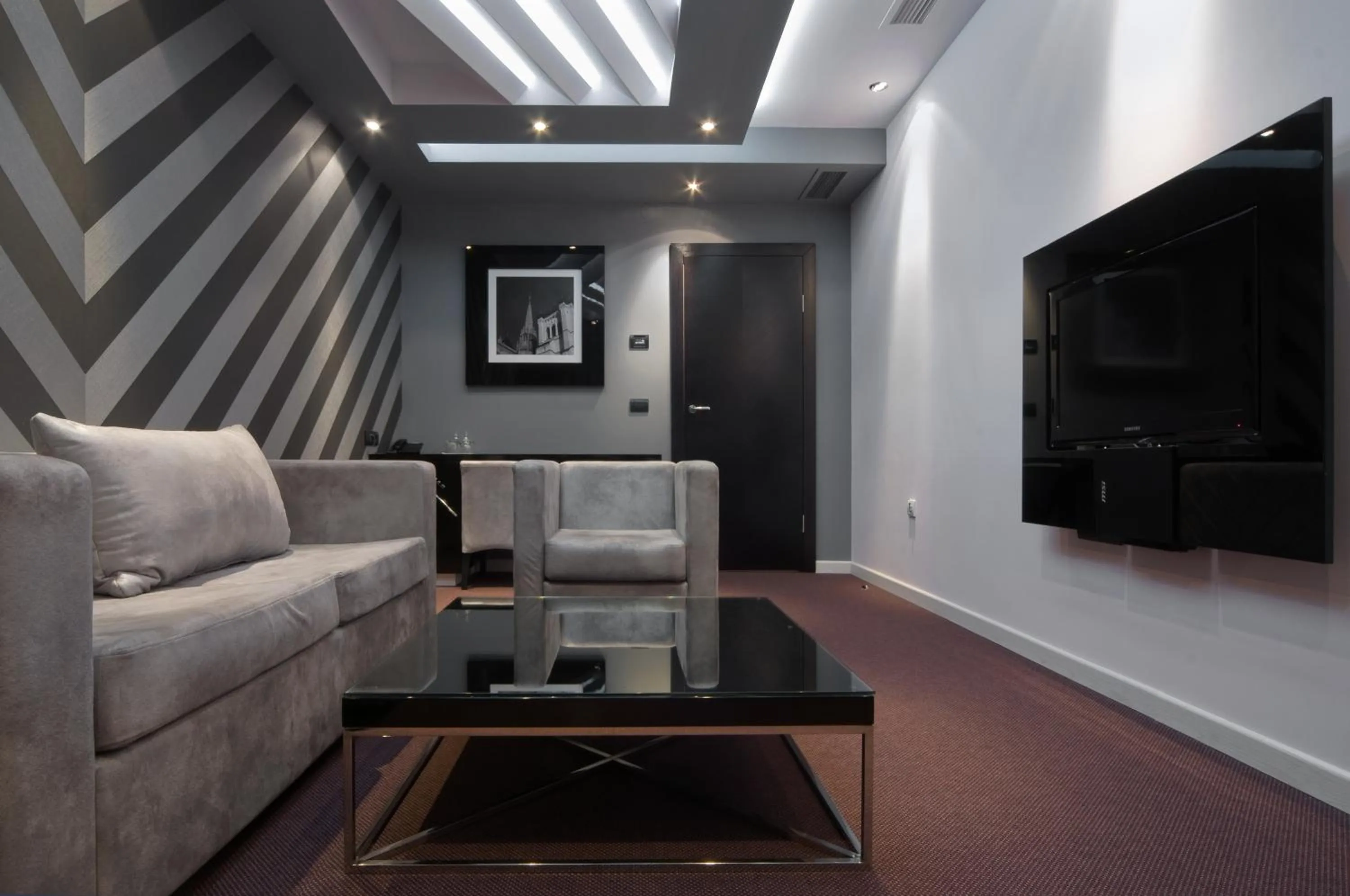 TV and multimedia in Hotel Ženeva Lux