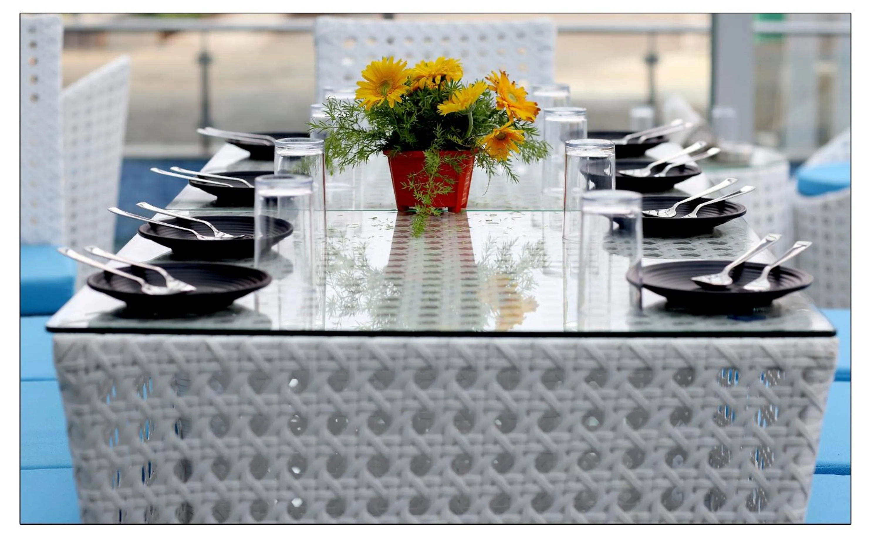 Dining area in Royal Lotus View Resotel