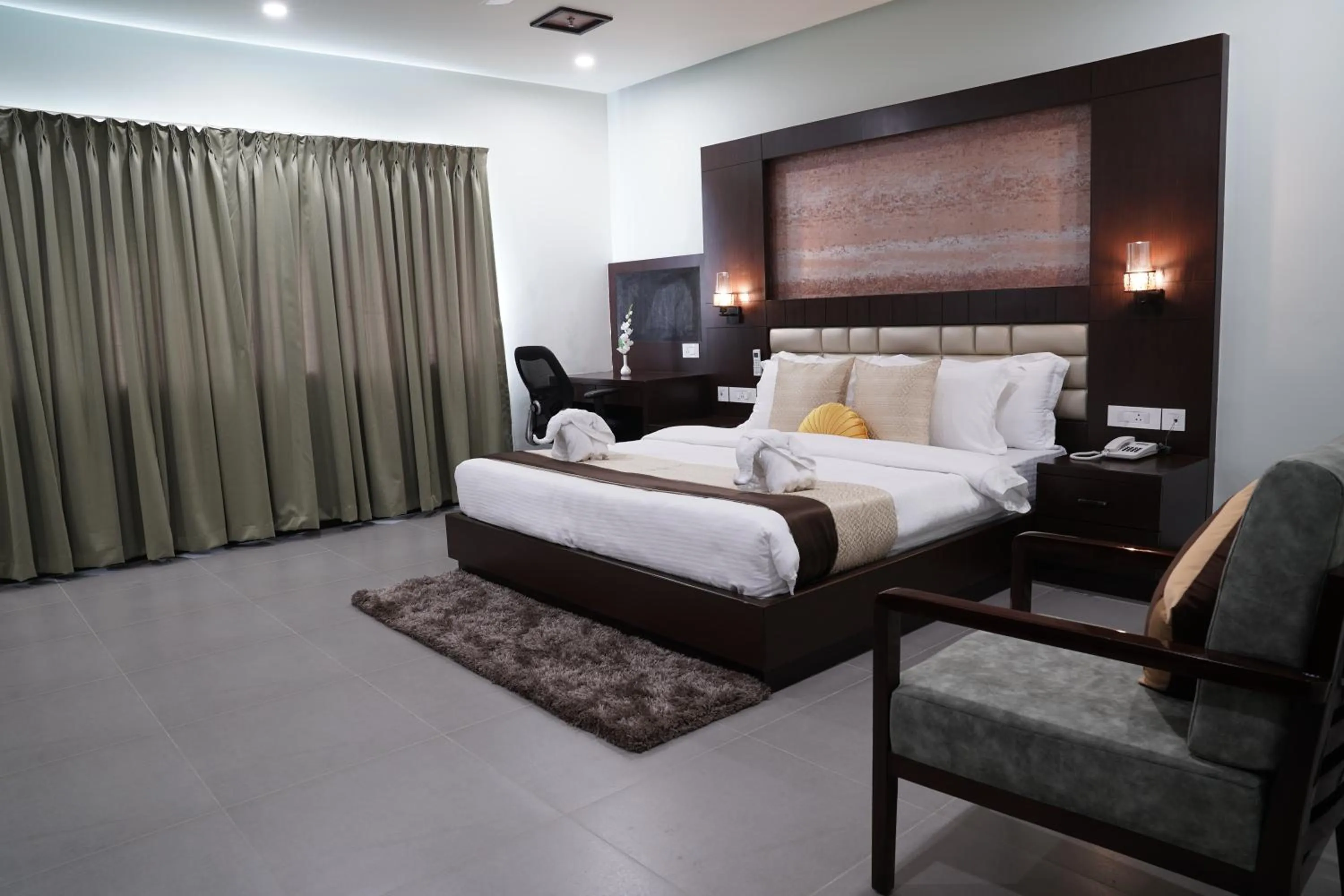 Bed in HOTEL ANNAPURNA