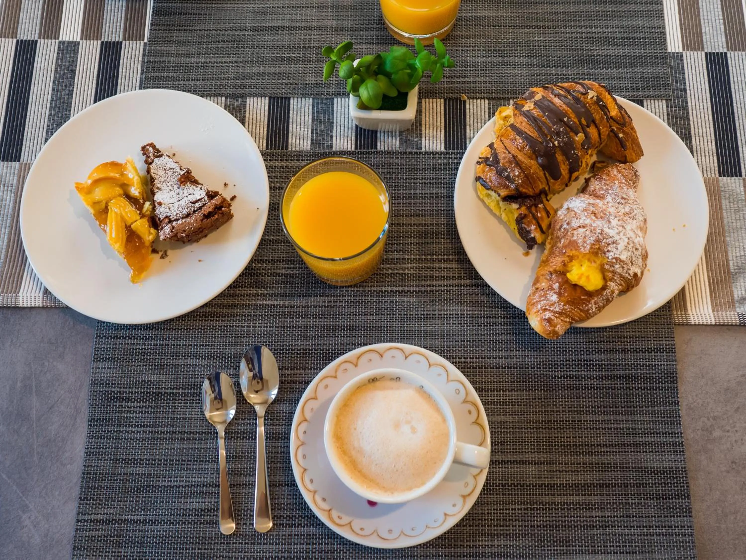 Breakfast in B&B VILLA TOZZA