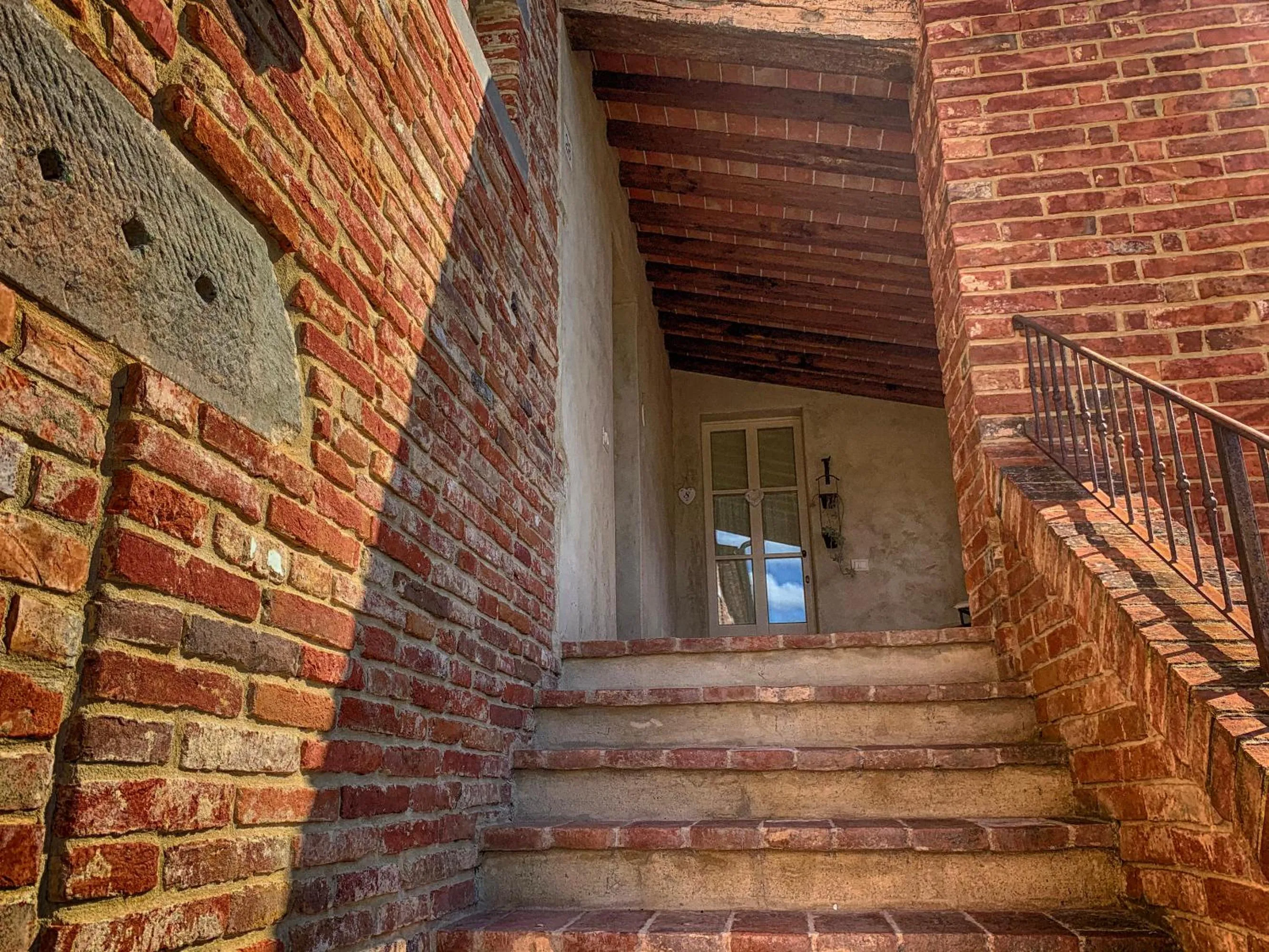 Facade/entrance in Casale Cardini