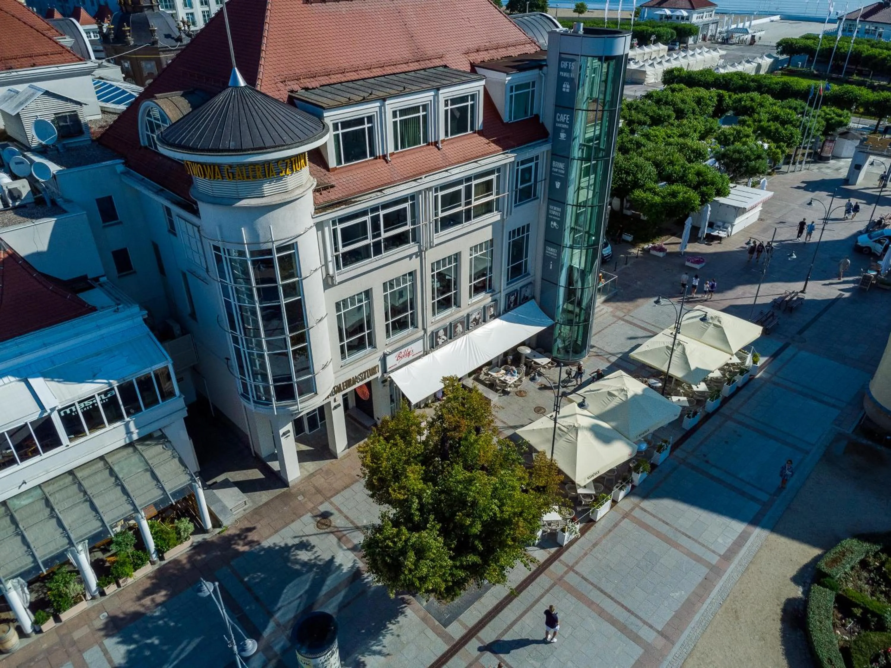 Restaurant/places to eat in SeaSide Sopot - butikowe noclegi przy plaży