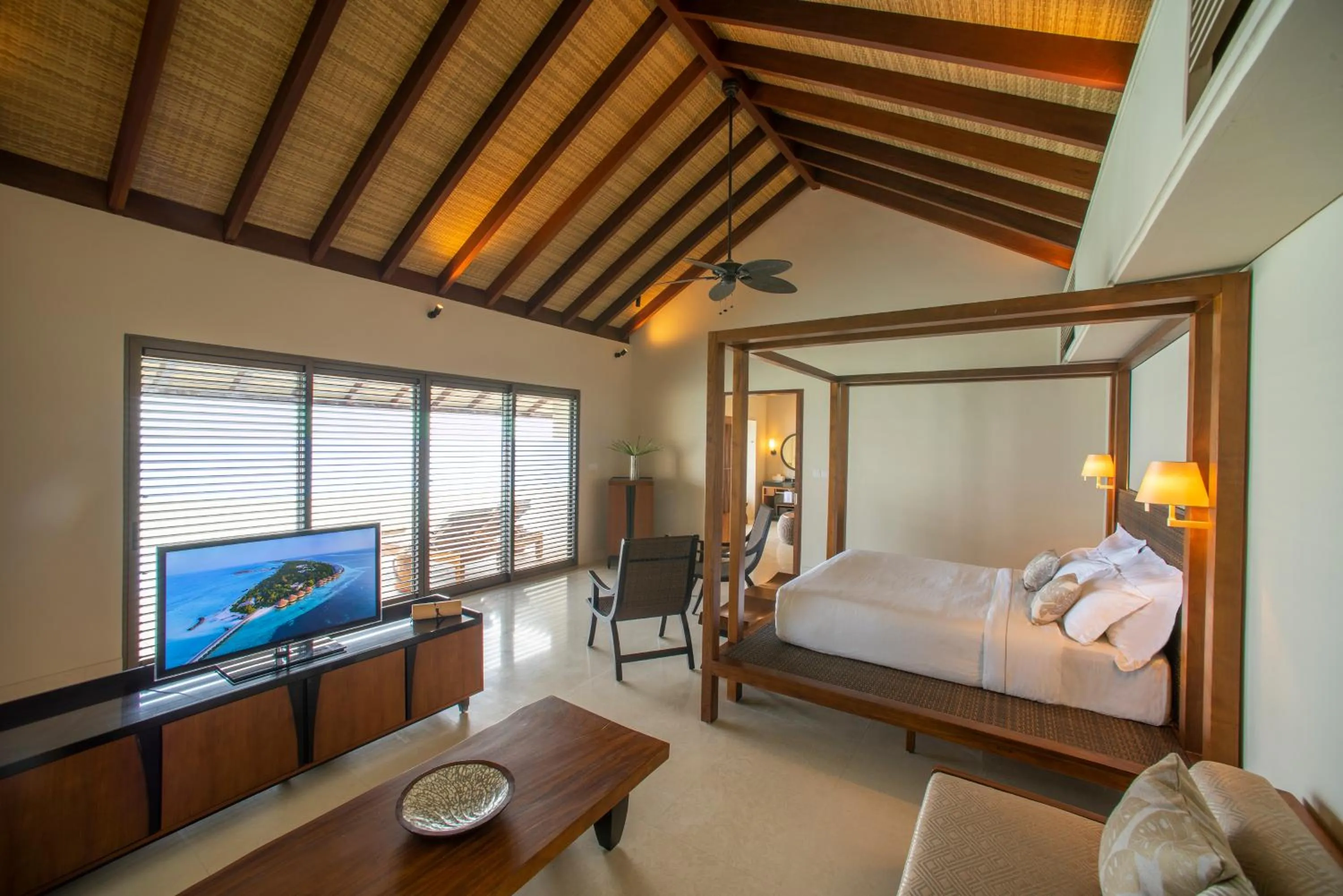 Photo of the whole room, Bed in The Residence Maldives at Dhigurah