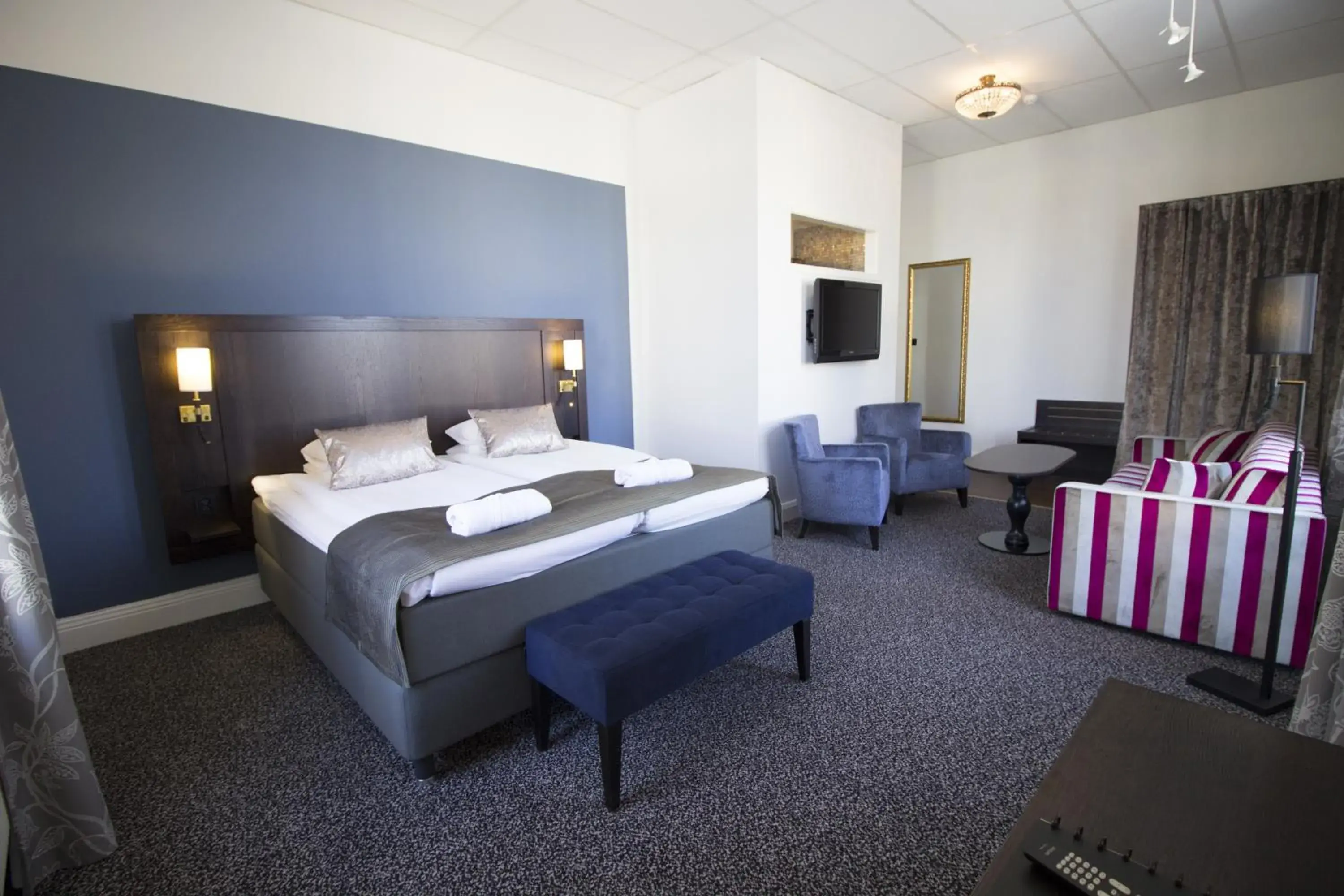 Junior Suite in Grand Hotel Alingsås Junior Suite in Grand Hotel Alingsås