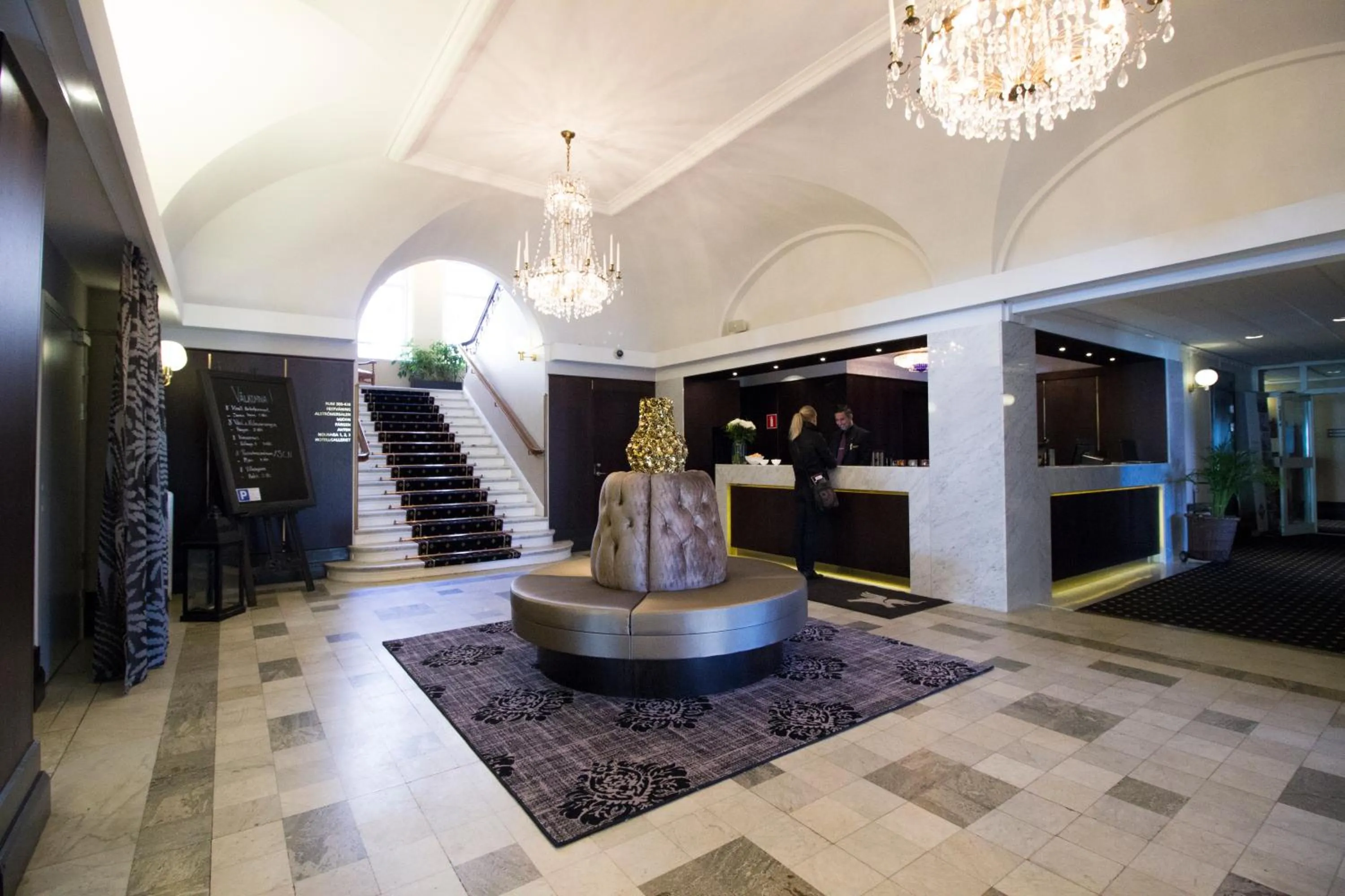 Lobby or reception in Grand Hotel Alingsås