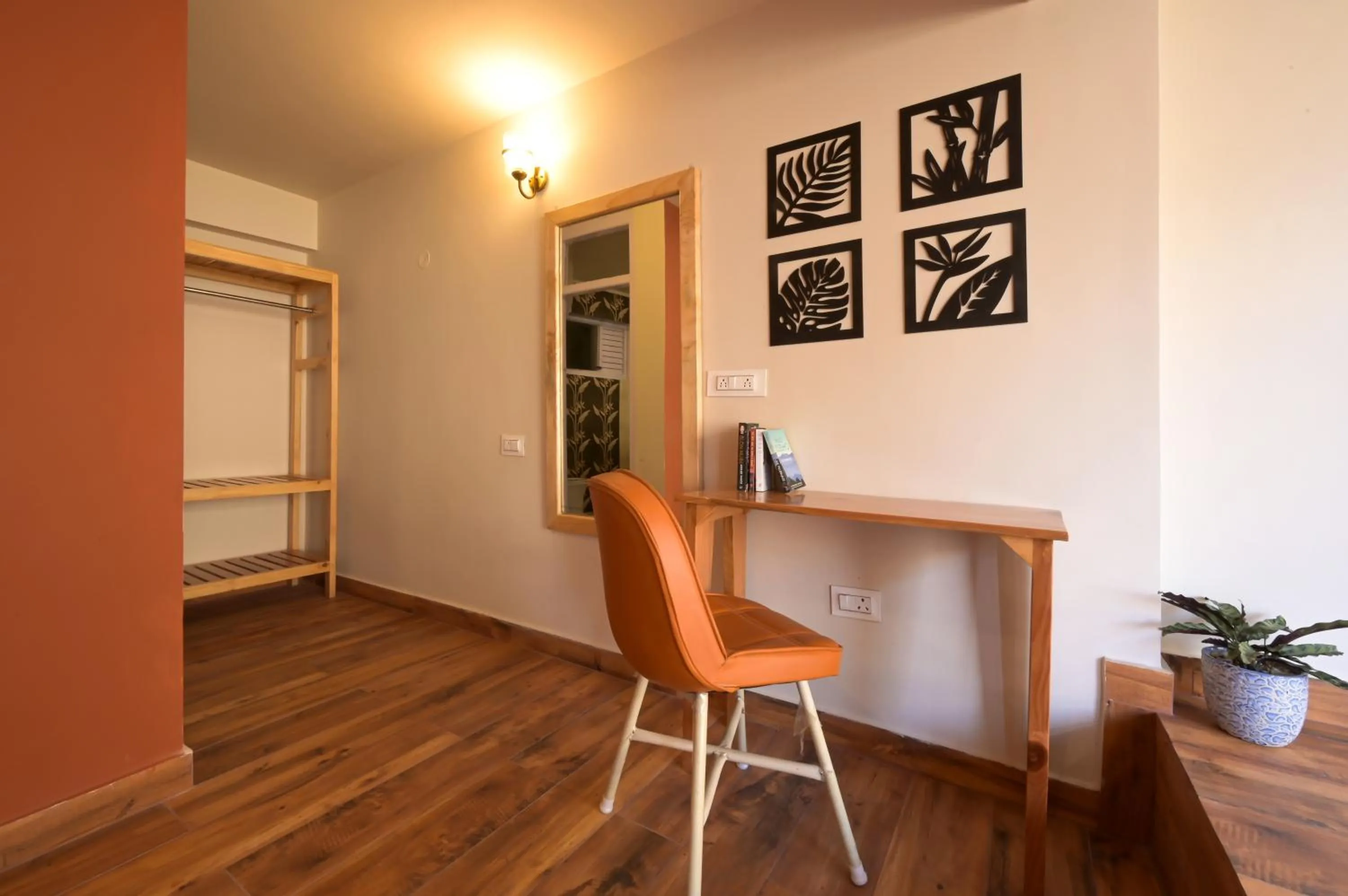 Seating area in Zostel Dobhi, Manali