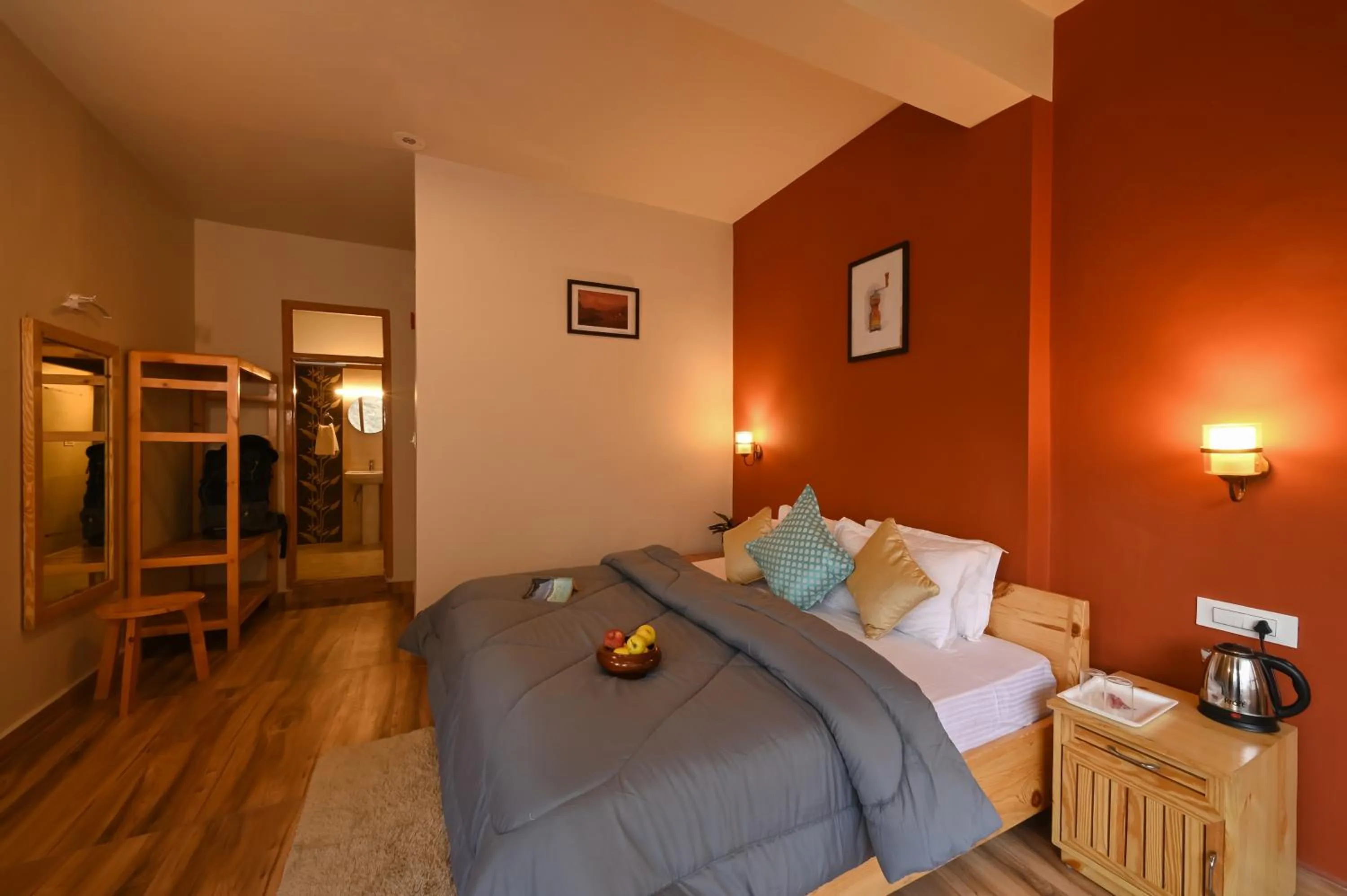 Bed in Zostel Dobhi, Manali