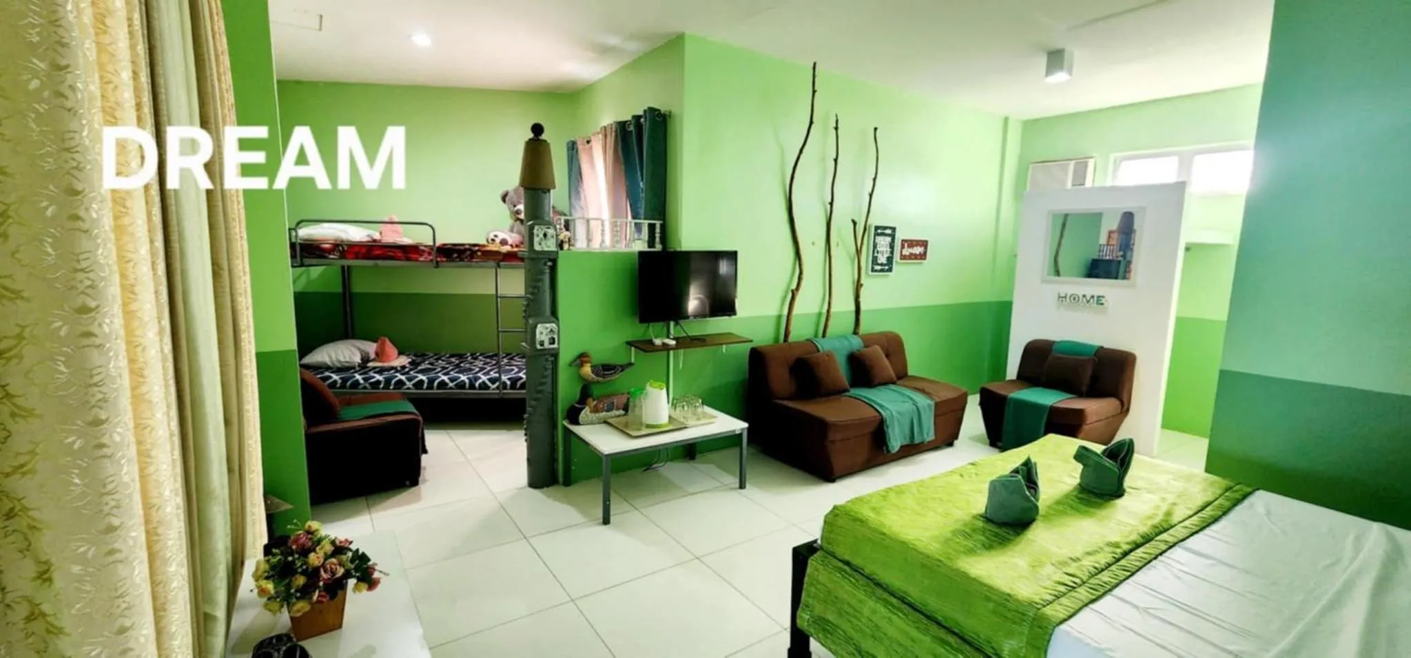 Bed in ROCCA Del GARDA Residences