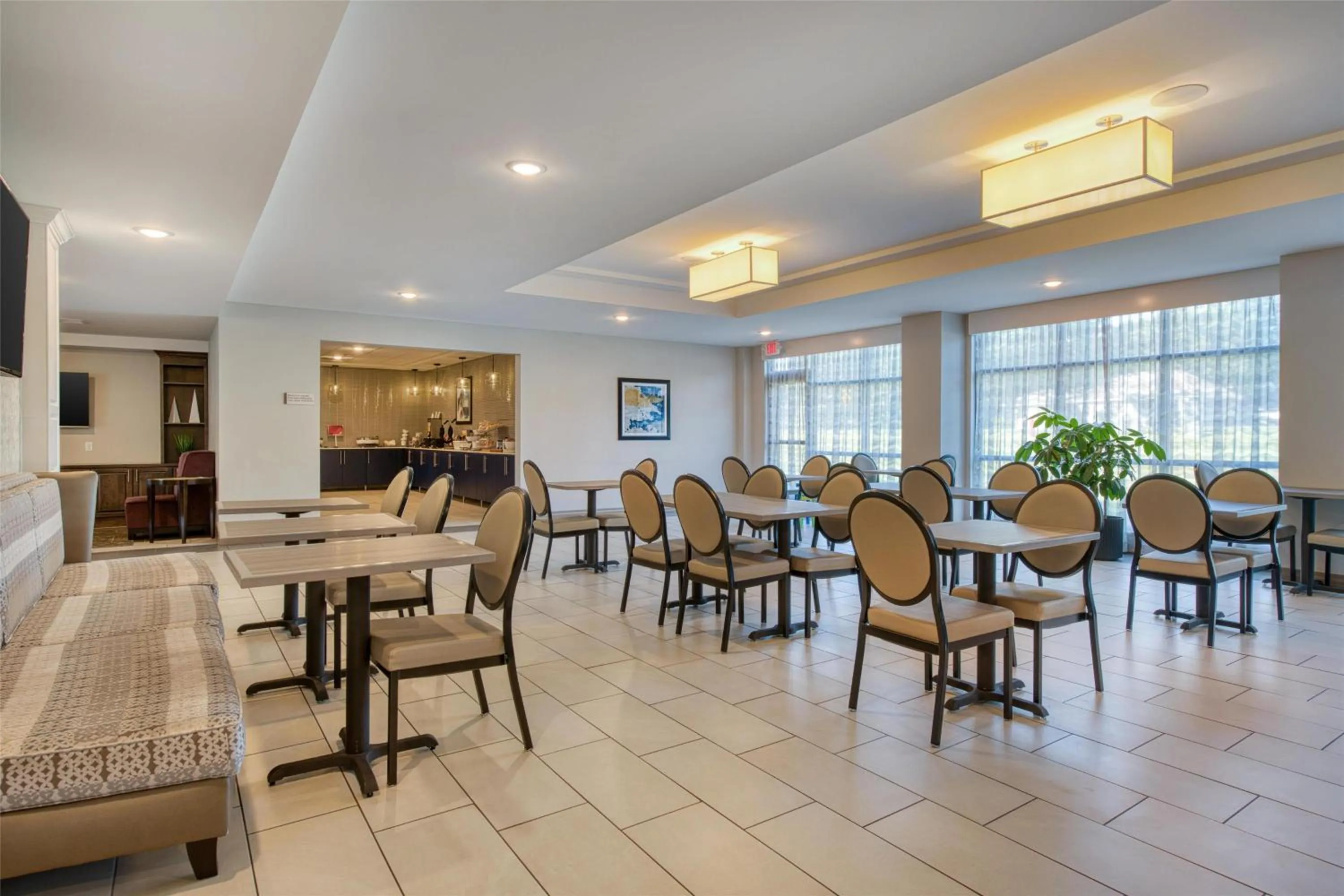 Breakfast in Best Western Plus Saint Peter