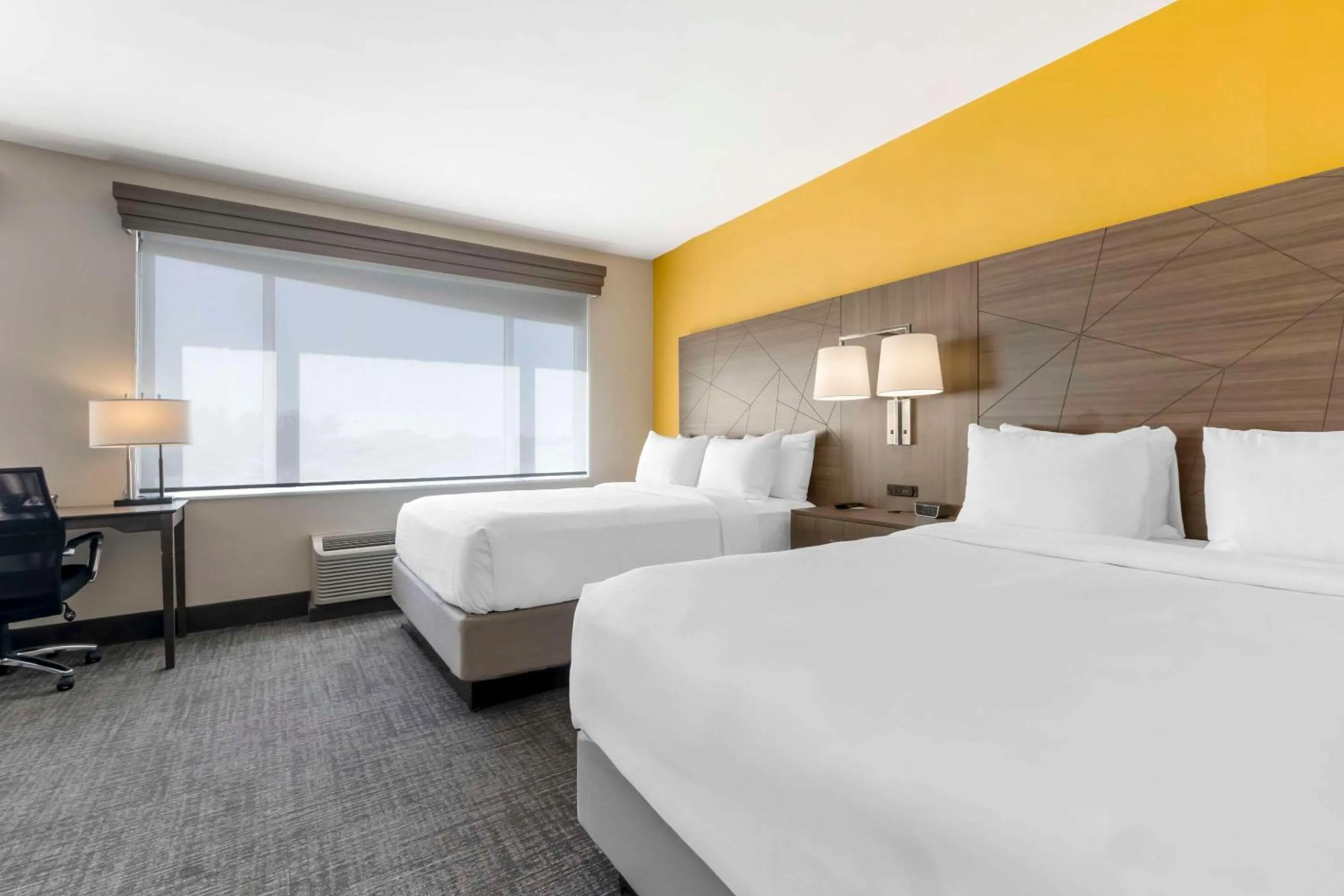 Bedroom, Bed in Comfort Inn