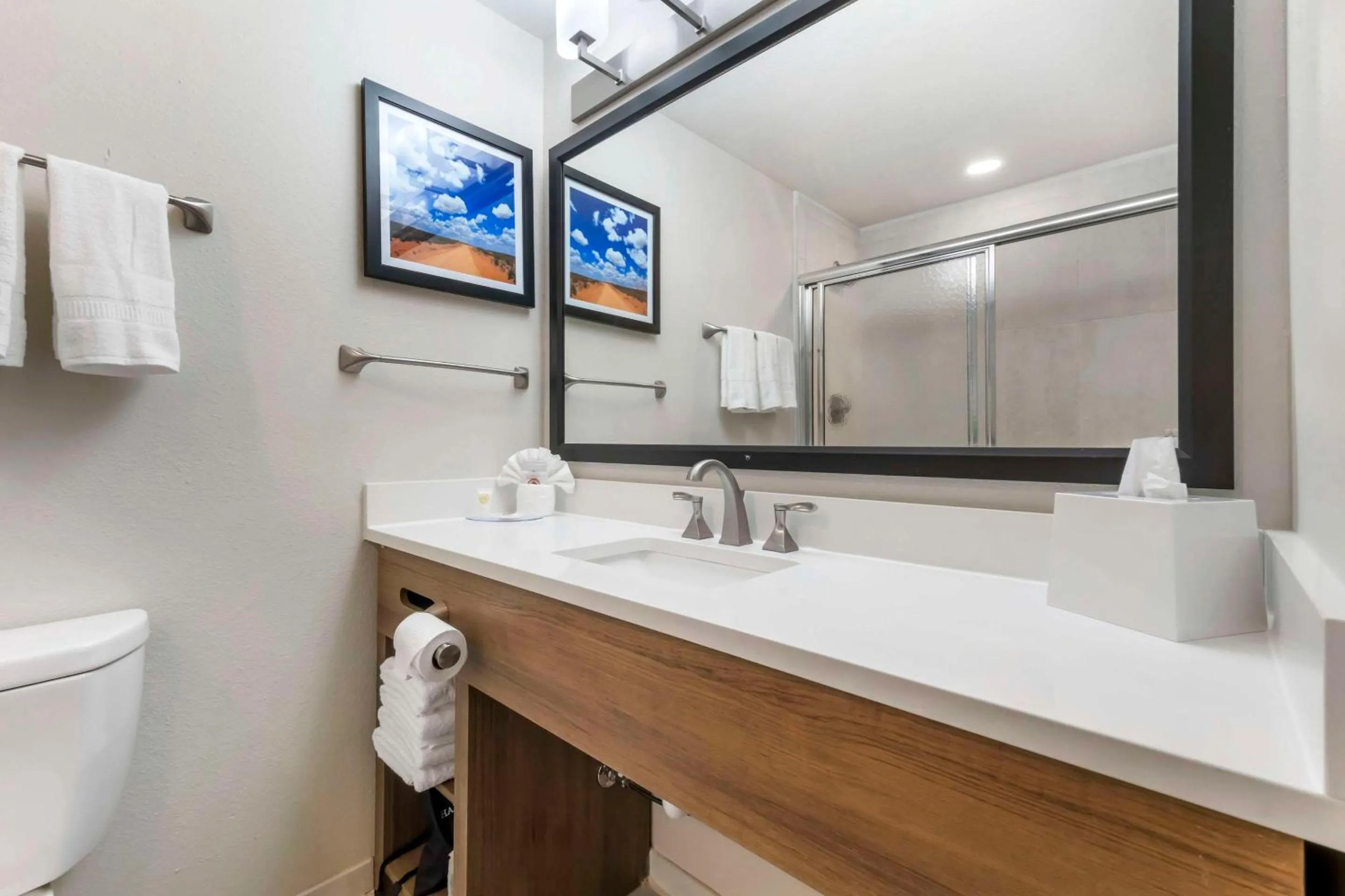 Bedroom in Comfort Inn