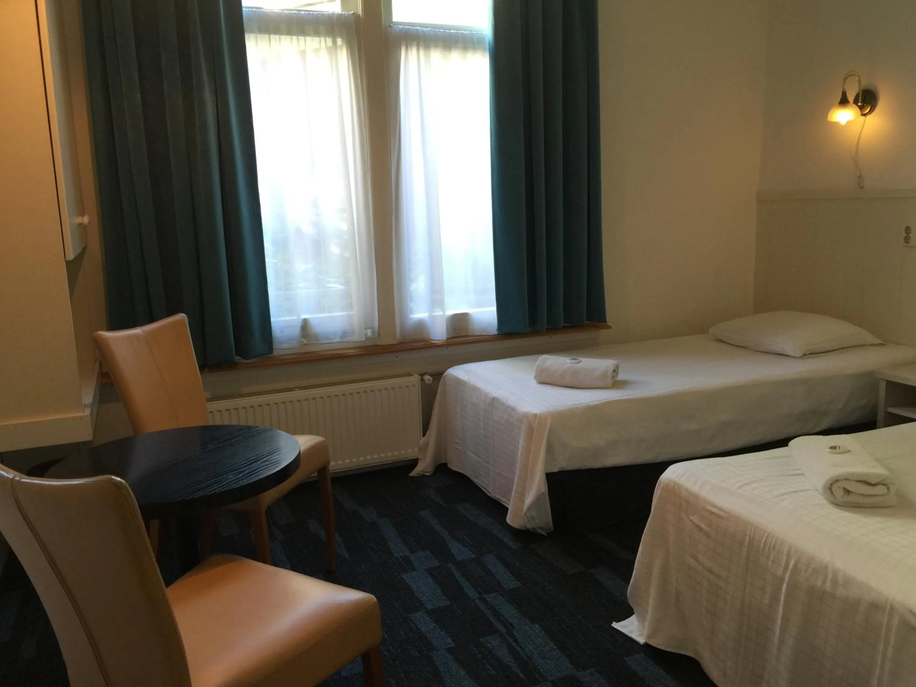 Bedroom, Bed in Euphemia Budget Old City Canal Zone