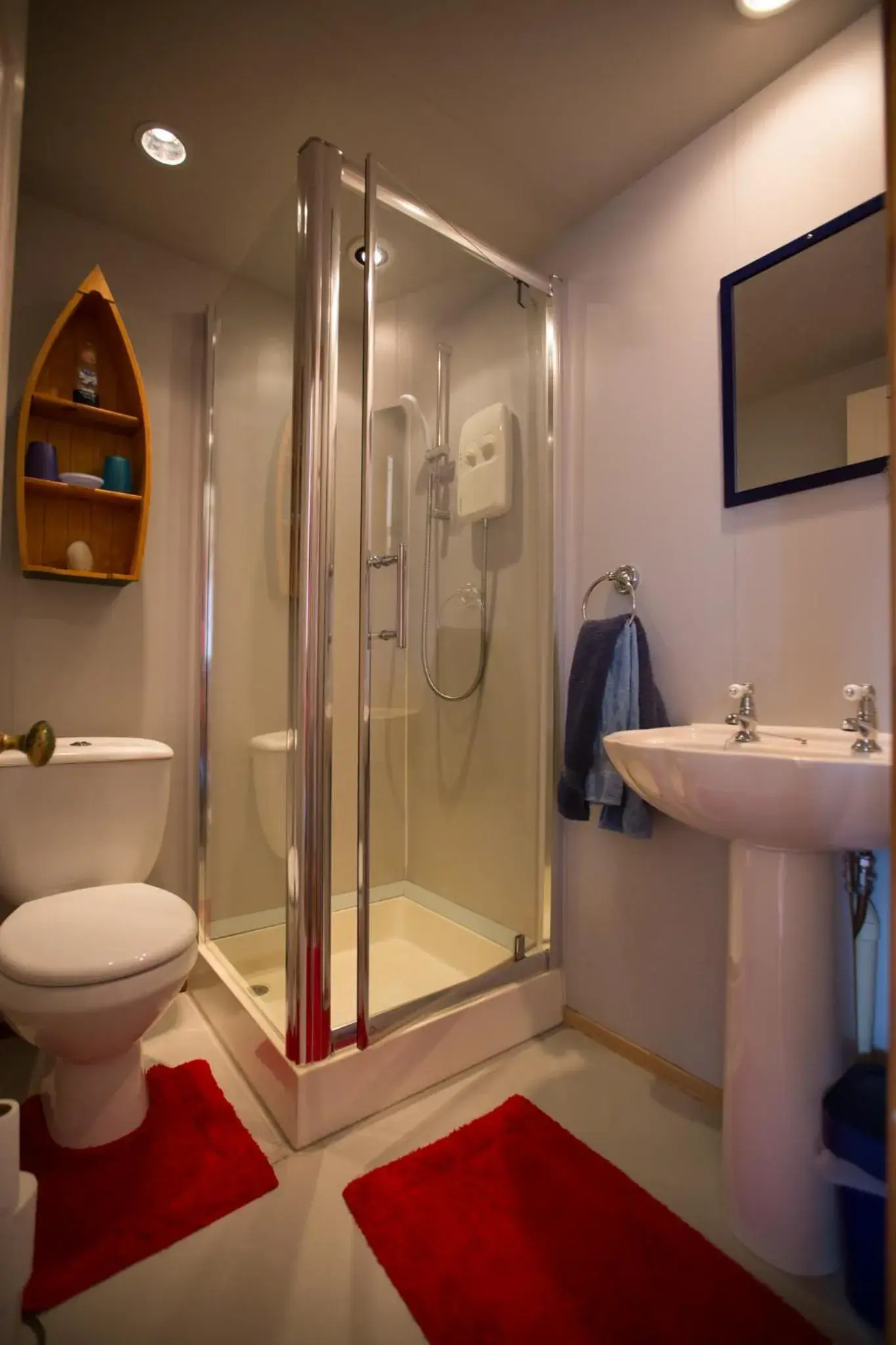 Standard King Room in Heatherbell Cottage Guest Accommodation Standard King Room in Heatherbell Cottage Guest Accommodation